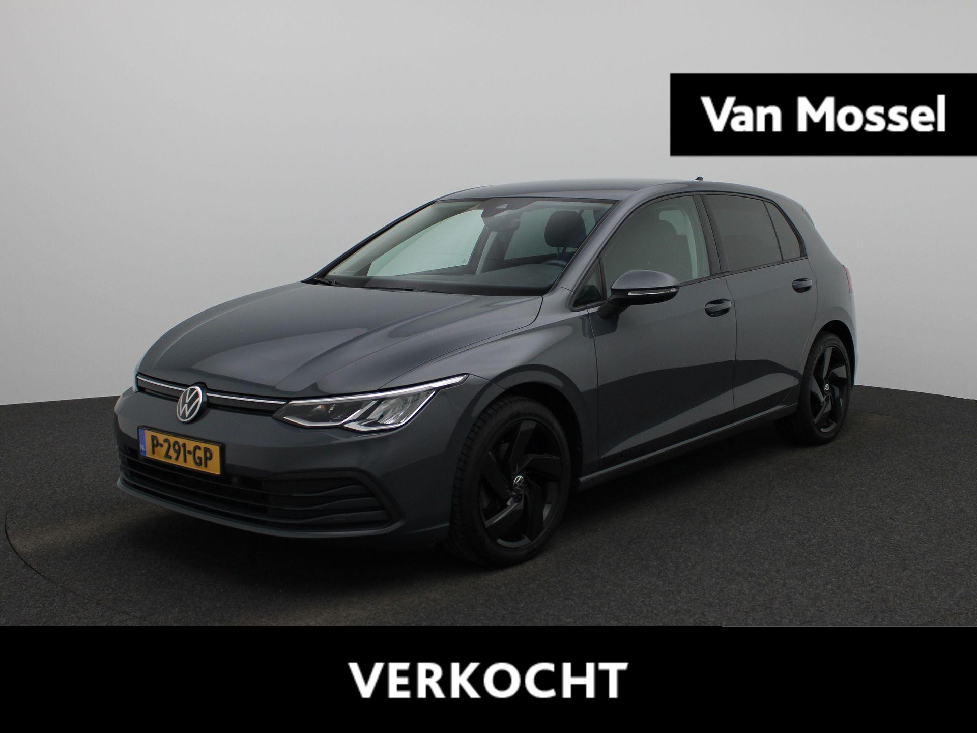Volkswagen Golf 1.5 TSI Life | 130 PK | Sportstoelen | Apple Carplay / Android Auto | Climate Control | Stoel + Stuurverwarming | Led-Koplampen | Digital Cockpit | Parkeersensoren | Navigatie |