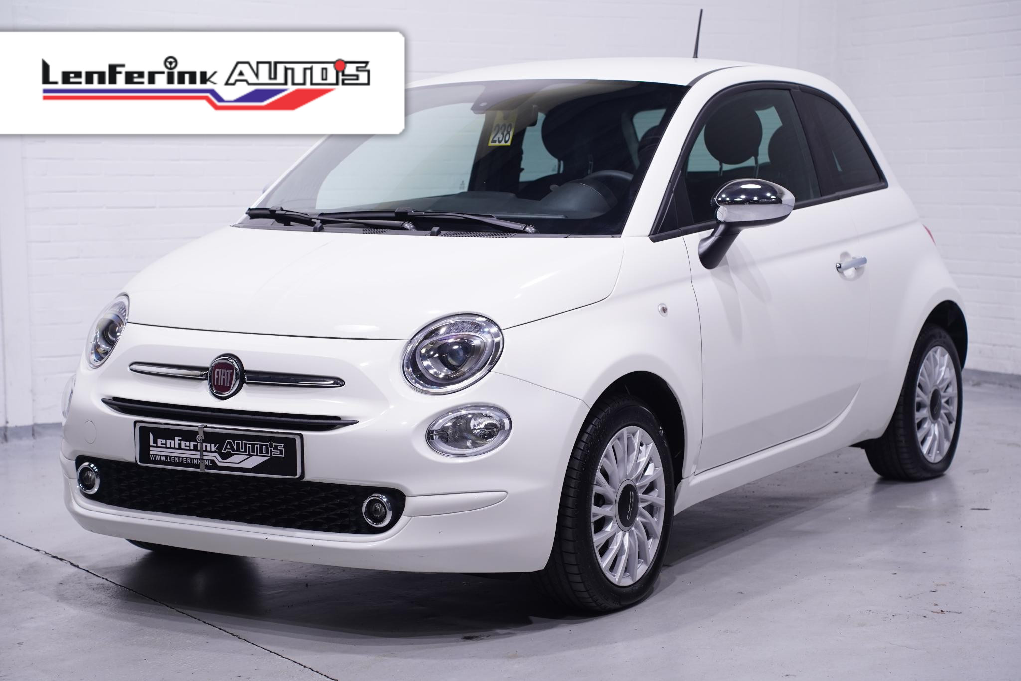 Fiat 500 1.0 Hybrid 70 pk Airco, Apple Carplay, 15" LMV Cruise Control, PDC achter, 1e Eigenaar