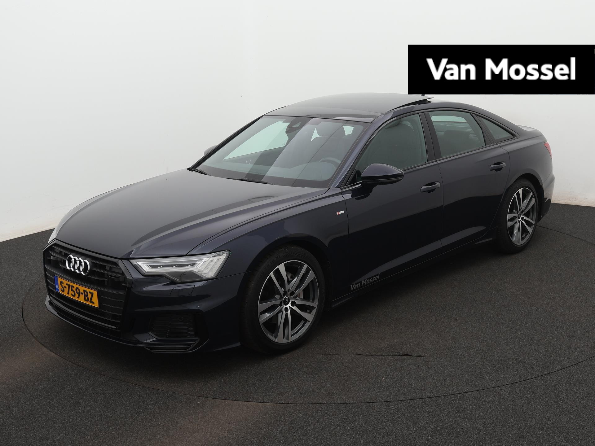 Audi A6 Limousine 40 TFSI S edition Competition 204 PK | Automaat | S-line | Camera | Panoramadak | Stoelverwarming | LED Matrix | Sfeerverlichting  | Climate control | Cruise control | Lichtmetalen velgen |