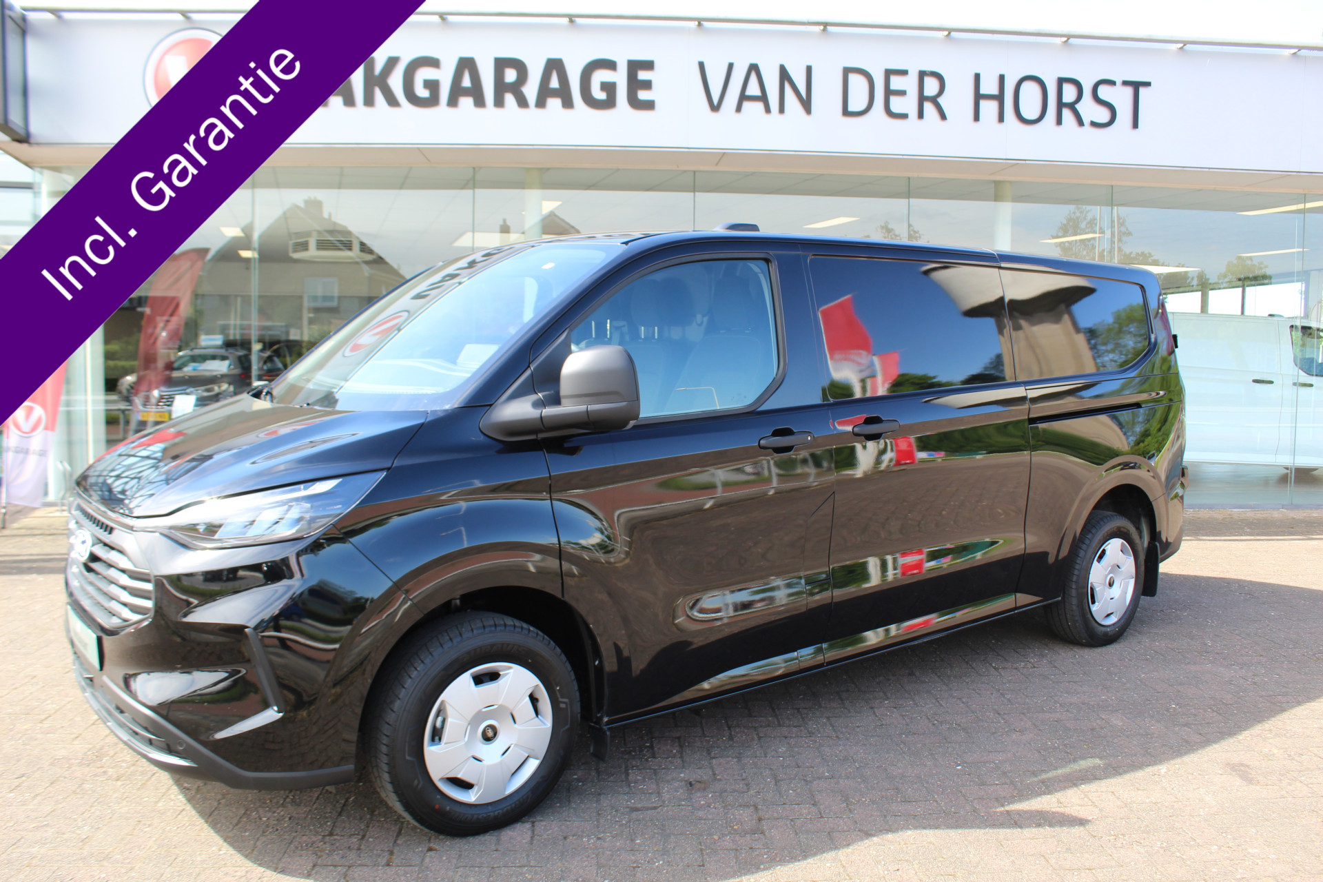 Ford Transit Custom 320 2.0-136pk TDCI L2H1 ´Trend´ schuifdeur li.+re. ! Profiteer nu nog van BPM voordeel  2024 ! , uit voorraad leverbaar Camera, LED koplampen, Cruise Control, Aut. Airco, Navigatie by Apple / Android, verwarmd voorraam etc.