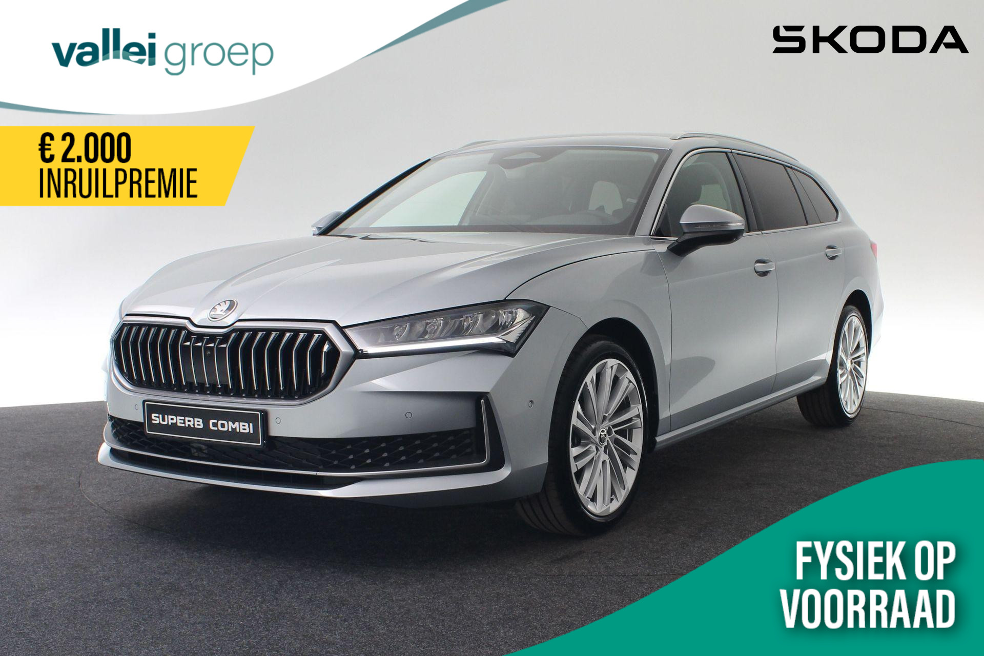 Škoda Superb Combi First Edition 1.5 TSI MHEV 110 kW / 150 pk | Camera | LED | Trekhaak | 17 inch