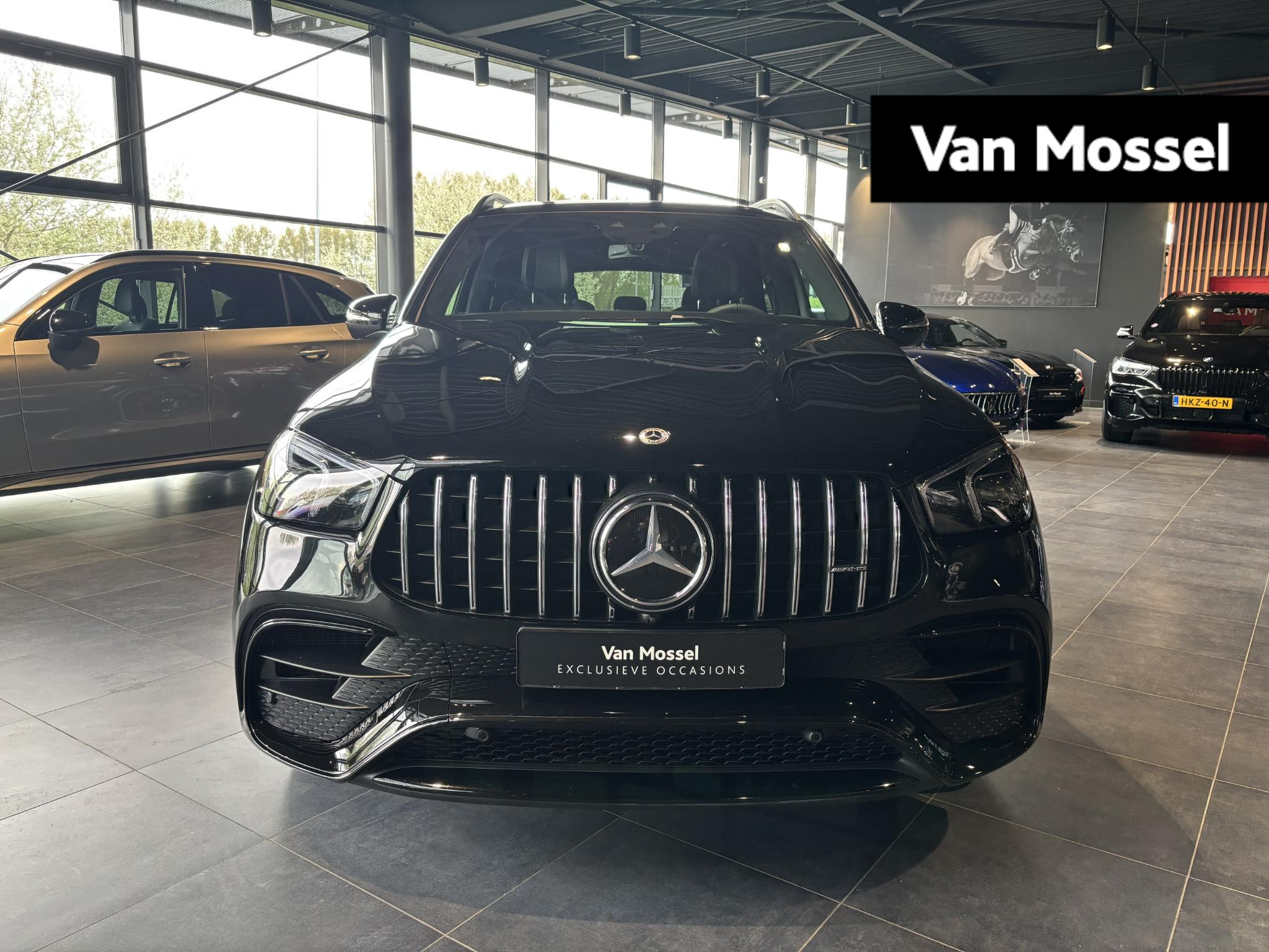 Mercedes-Benz GLE AMG 63 S 4MATIC+ Premium Plus | PANORAMADAK | BURMESTER AUDIO | LUCHTVERING | STOELMASSAGE | 360 CAMERA | HEAD-UP DISPLAY | AMG NIGHT PAKKET | MEMORY | STOELVERWARMING + VENTILATIE | SFEERVERLICHTING | MULTIBEAM LED |