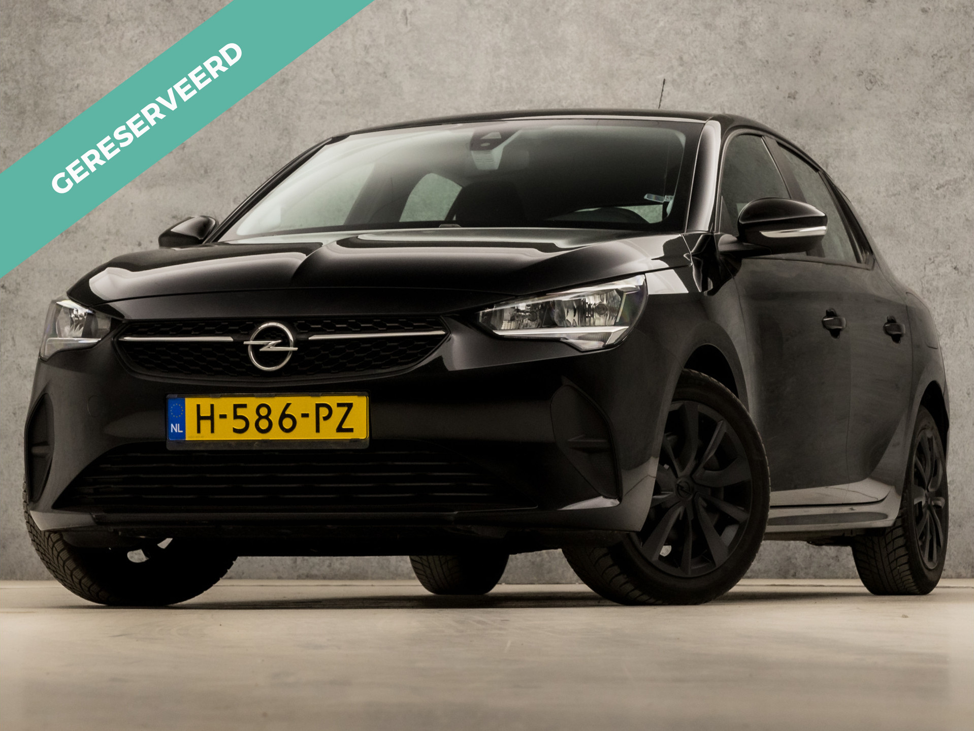 Opel Corsa 1.2 Black Edition Sport (APPLE CARPLAY, CRUISE, LANE ASSIST, SPORTSTOELEN, TREKHAAK, NIEUWE APK, NIEUWSTAAT)