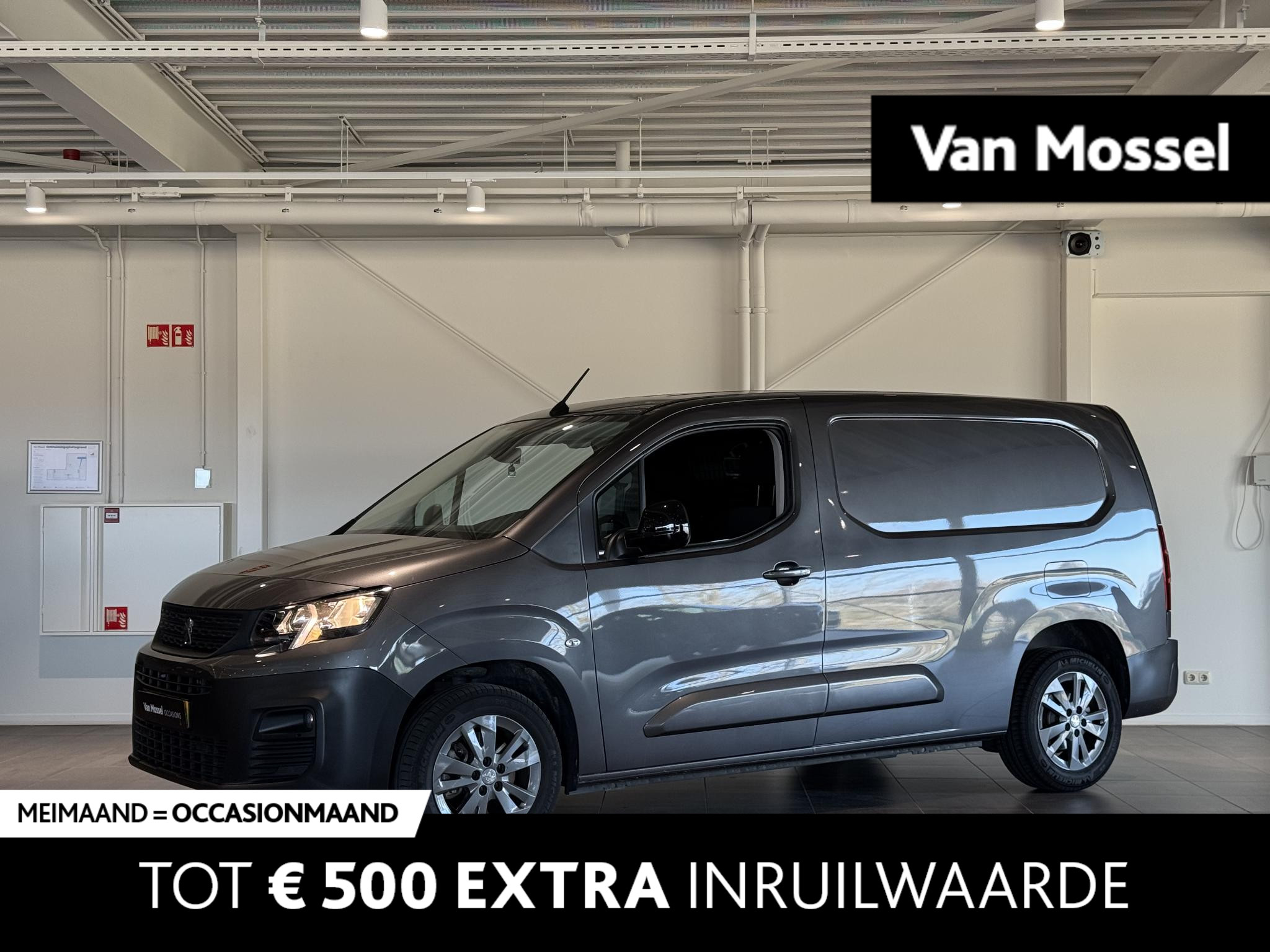 Peugeot Partner 1.5 BlueHDi 100 S&S L2 | Navigatie | Camera | Trekhaak | Parkeersensoren | Slechts 42500km!