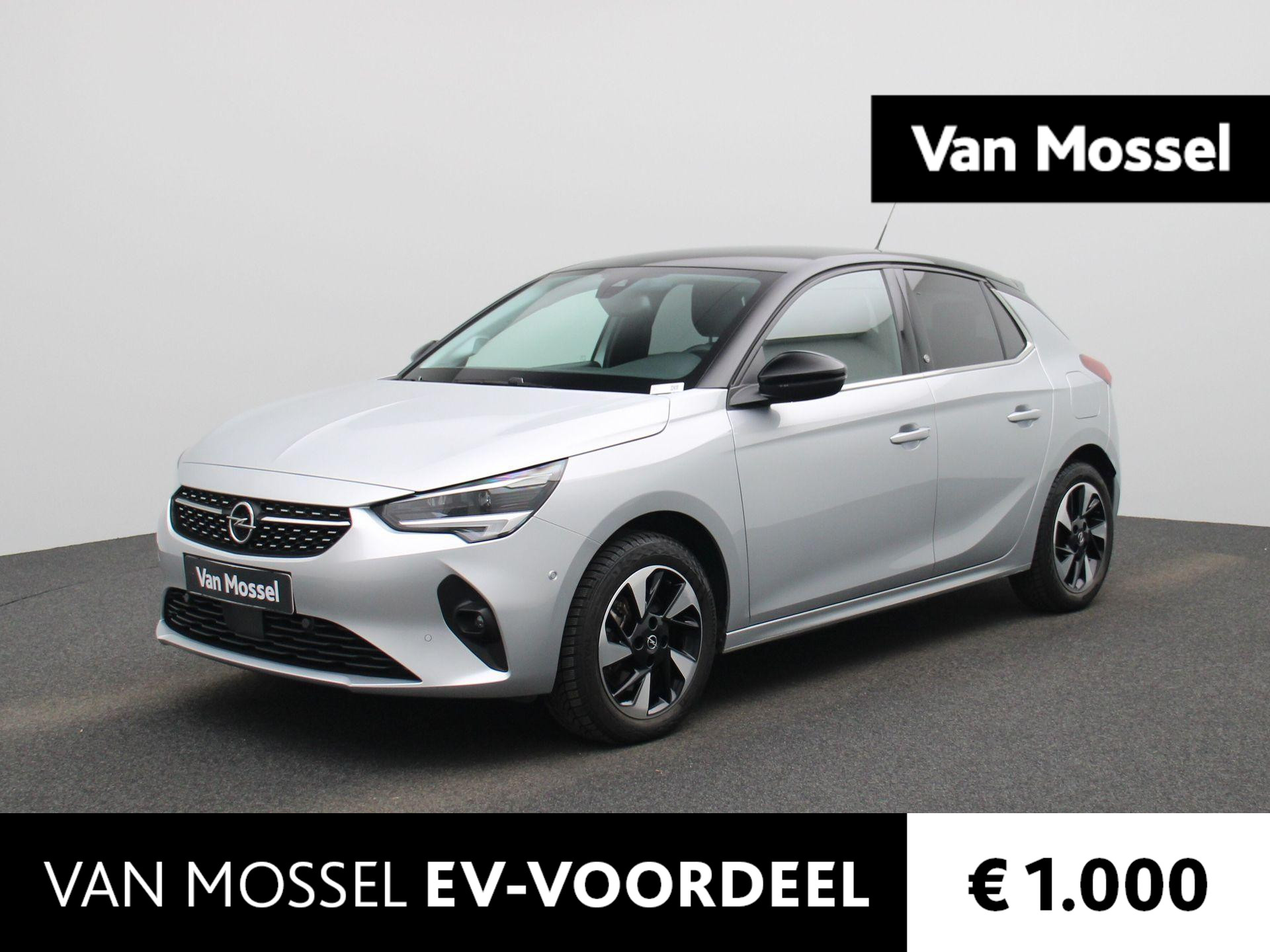 Opel Corsa-e Elegance 50 kWh | Automaat  | Half-Leder | Navigatie | Climate control | Parkeer sensoren | Camera | LMV | DAB | Apple carplay | Lage km stand