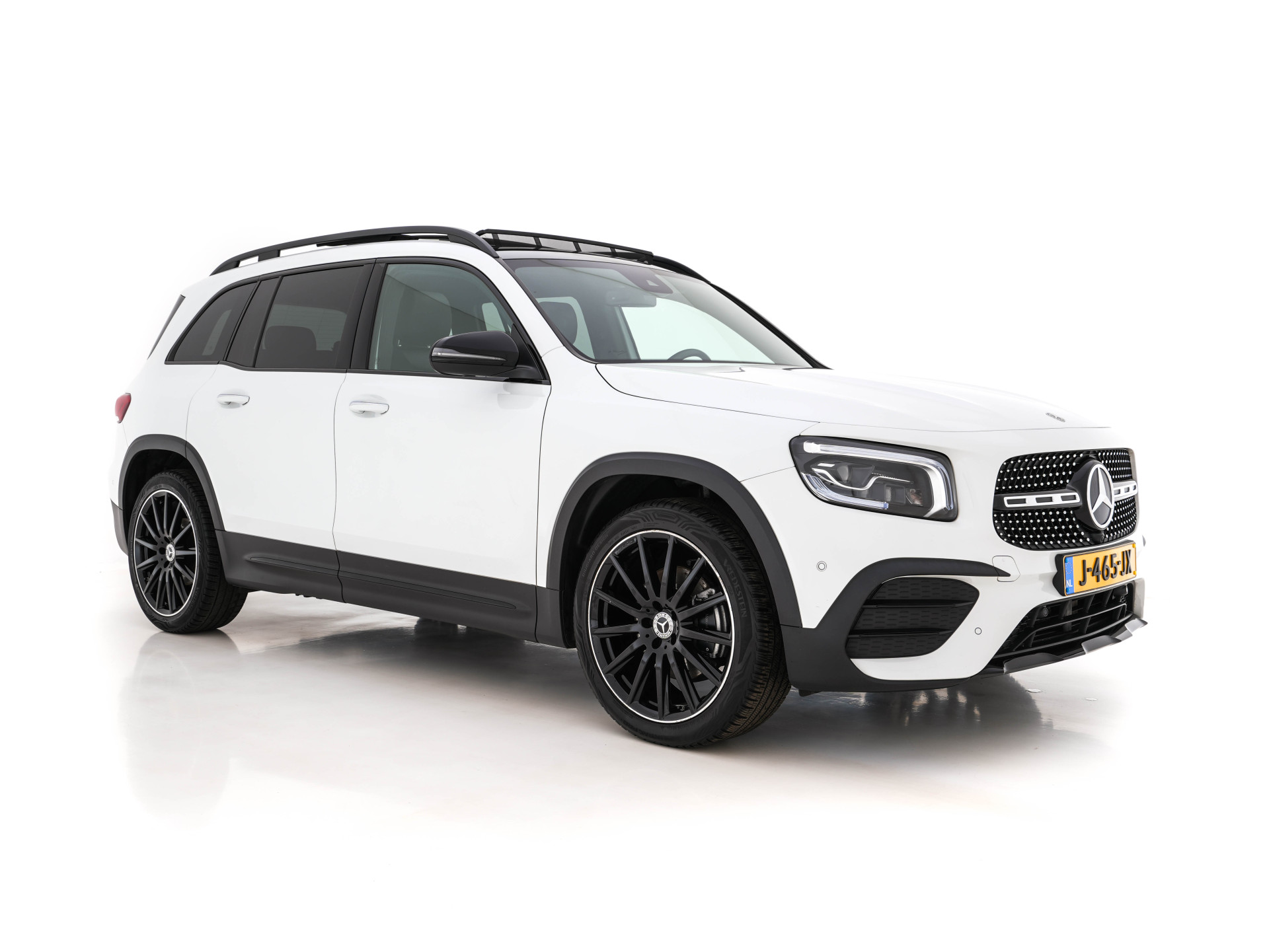 Mercedes-Benz GLB 200 Premium Plus AMG-Sport-Pack Aut. *PANO | LEATHER-MICROFIBRE | DIGI-WIDESCREEN-COCKPIT | BURMESTER-AUDIO | MULTI-BEAM-LED | MEMORY-PACK | KEYLESS | BLINDSPOT | SPORT-SEATS | DAB+ | SHIFT-PADDLES | HEATED-SEATS | ...
