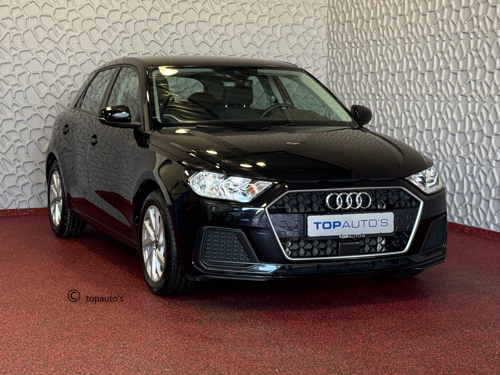 Audi A1 Sportback 30 TFSI 110PK CARPLAY NAVI CAMERA STOELVERW. VIR.COCKPIT CRUISE PDC 2024 ✅30 TFSI✅ "Audi rijden begint bij Topautos.nl – 20 Audi topmodellen direct op voorraad!"