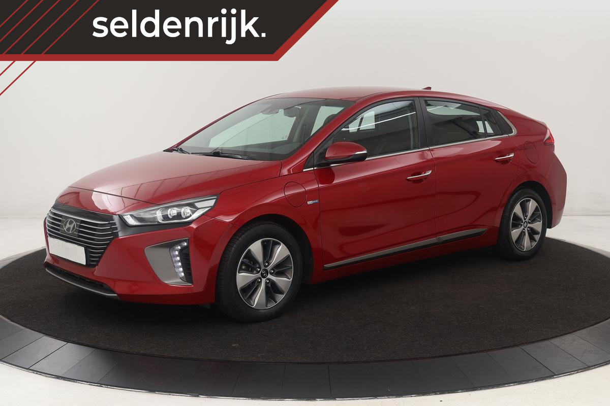 Hyundai IONIQ 1.6 GDI PHEV | Stoel & stuurverwarming | Adaptive cruise | Full LED | Camera | Carplay | Navigatie | Keyless | Climate control