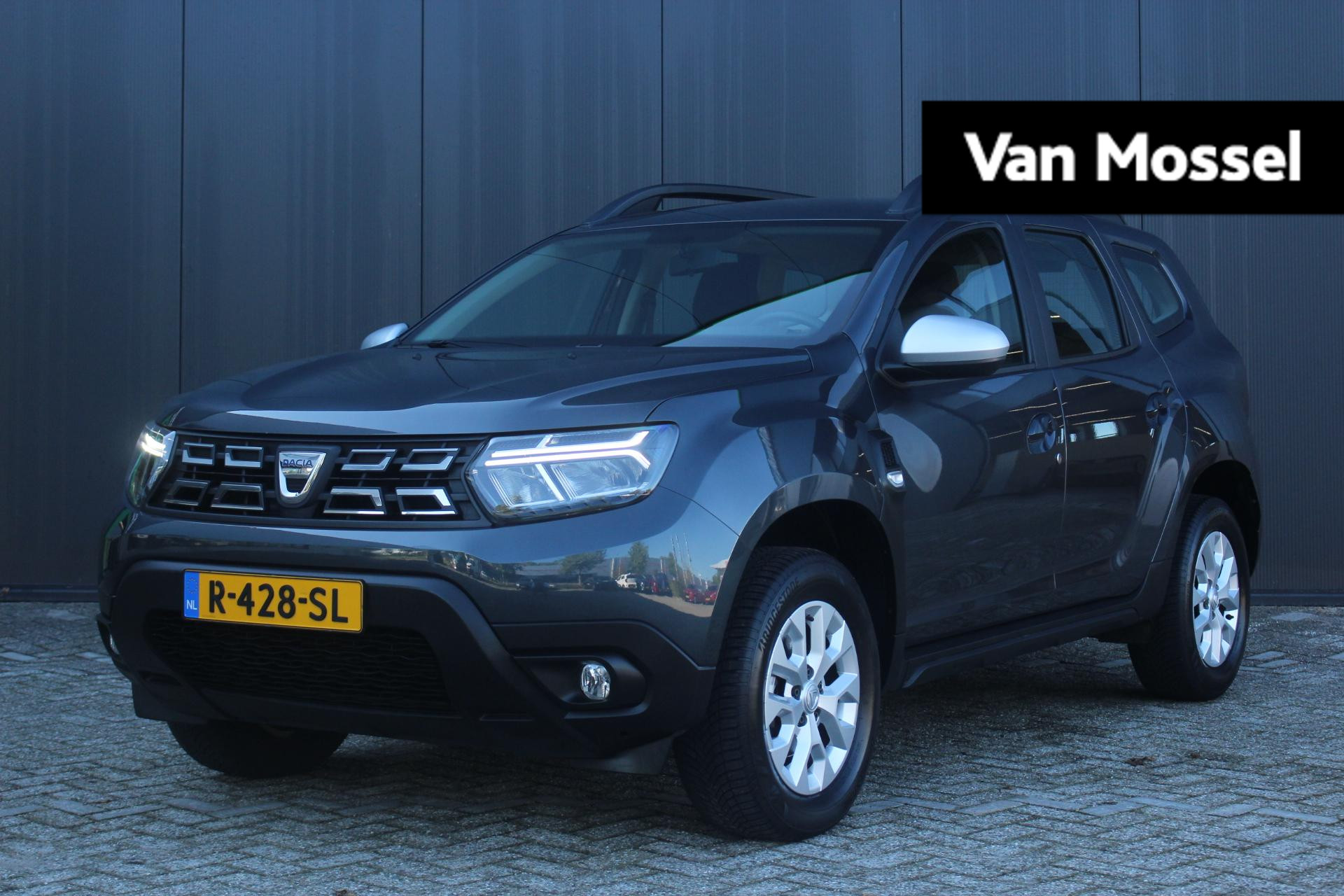 Dacia Duster 1.0 TCe 100Pk Bi-Fuel Comfort LPG-G3 | Navigatie via Apple Carplay/Android Auto | Airco | Cruise Control | Trekhaak | Parkeersensoren | All Season Banden |