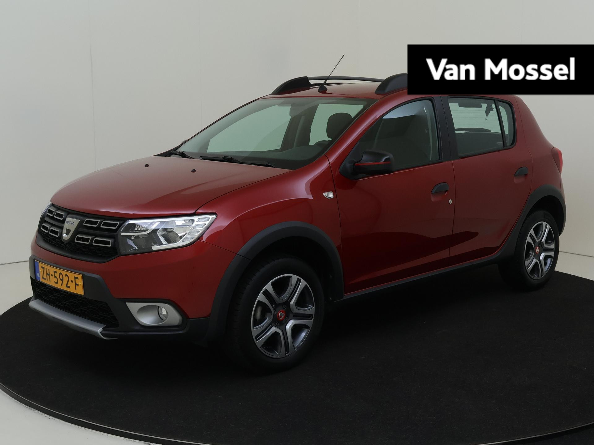 Dacia Sandero 0.9 TCe 90 PK Tech Road Navigatie | Climate Control | Parkeersensoren Achter | Camera