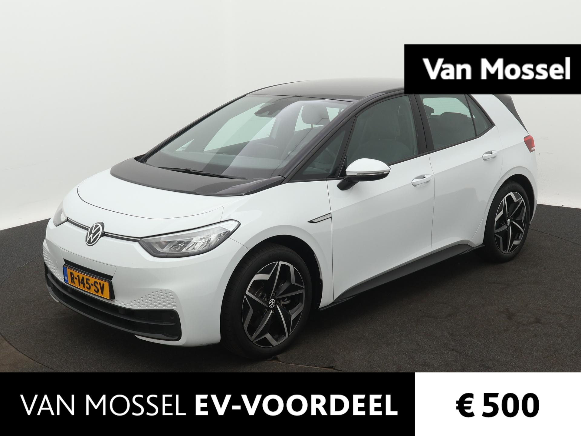 Volkswagen ID.3 Pure 45 kWh 150 PK | SoH Accustaat (92%) | Stoel & Stuurwielverwarming | 19 Inch Velgen | Navigaite | Parkeersensoren Voor + Achter | Adaptive Cruise Control | Lane Assist | LED- Koplampen |