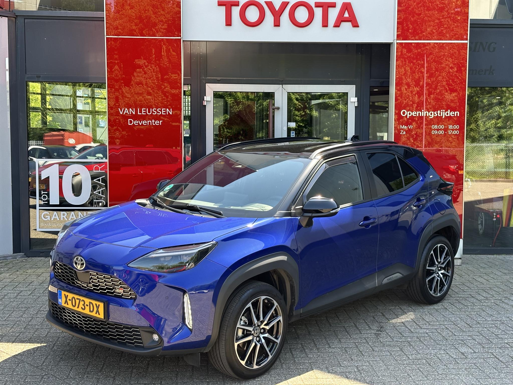 Toyota Yaris Cross 1.5 Hybrid GR Sport STOEL/STUUR VERWARMING BLIND SPOT HUD NAVI KEYLESS