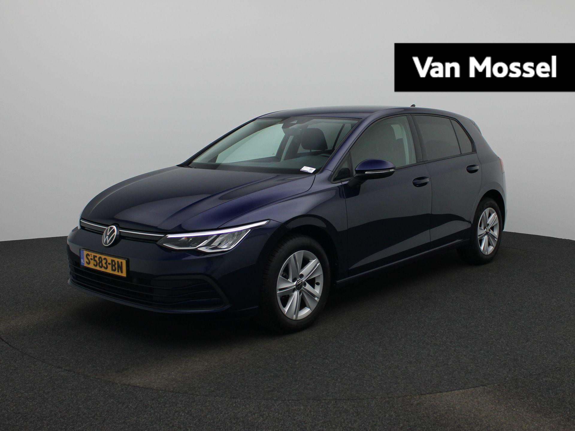 Volkswagen Golf 1.0 TSI Life 110 PK | Navigatie | Apple Carplay | Led Verlichting | Digital Cockpit | Adaptive Cruise Control | Lichtmetalen velgen | Sfeerverlichting | Keyless Go |