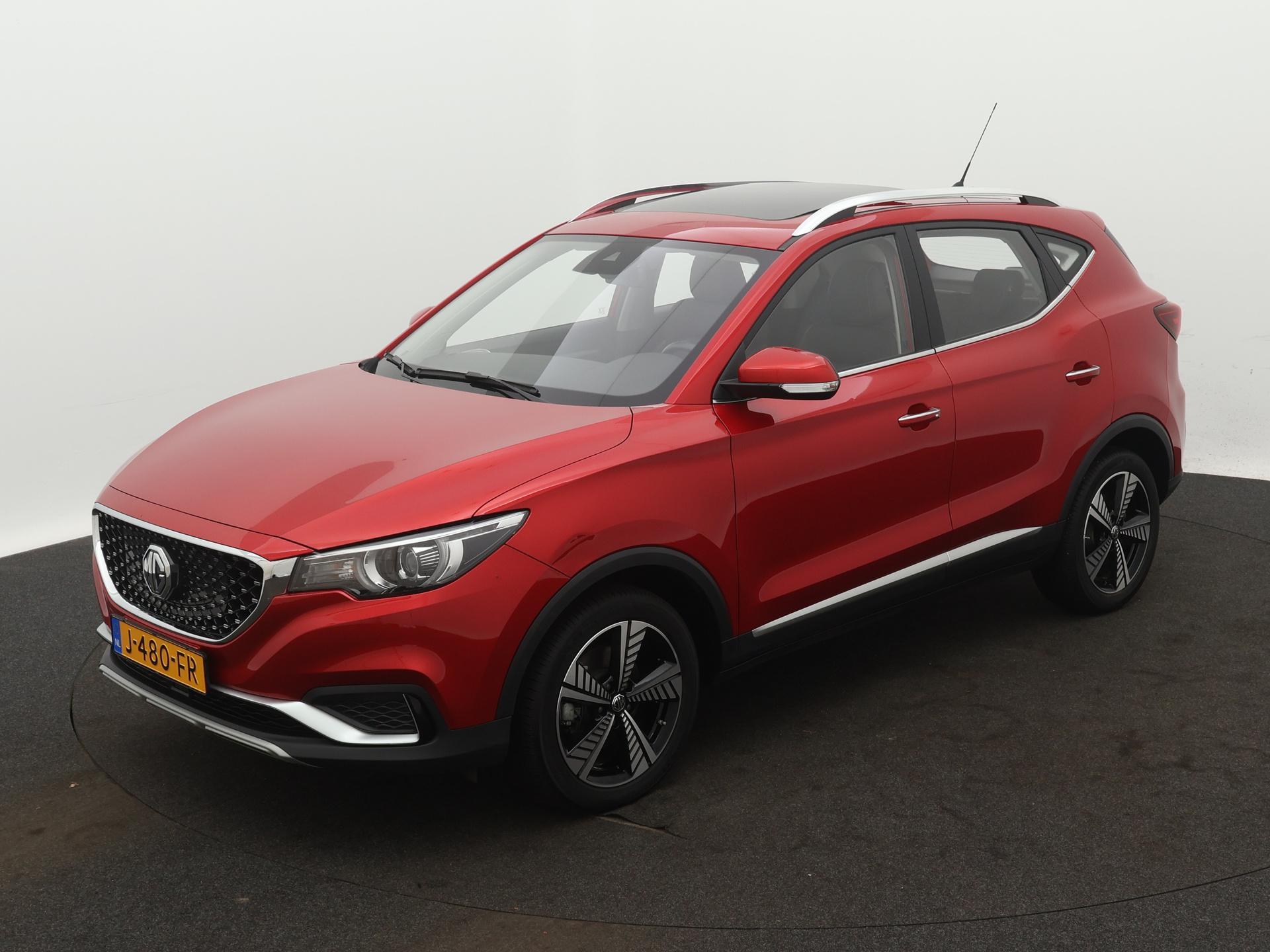 MG ZS-EV Luxury 45 kWh | Leder | Navi | Panoramadak | Camera | Apple CarPlay |