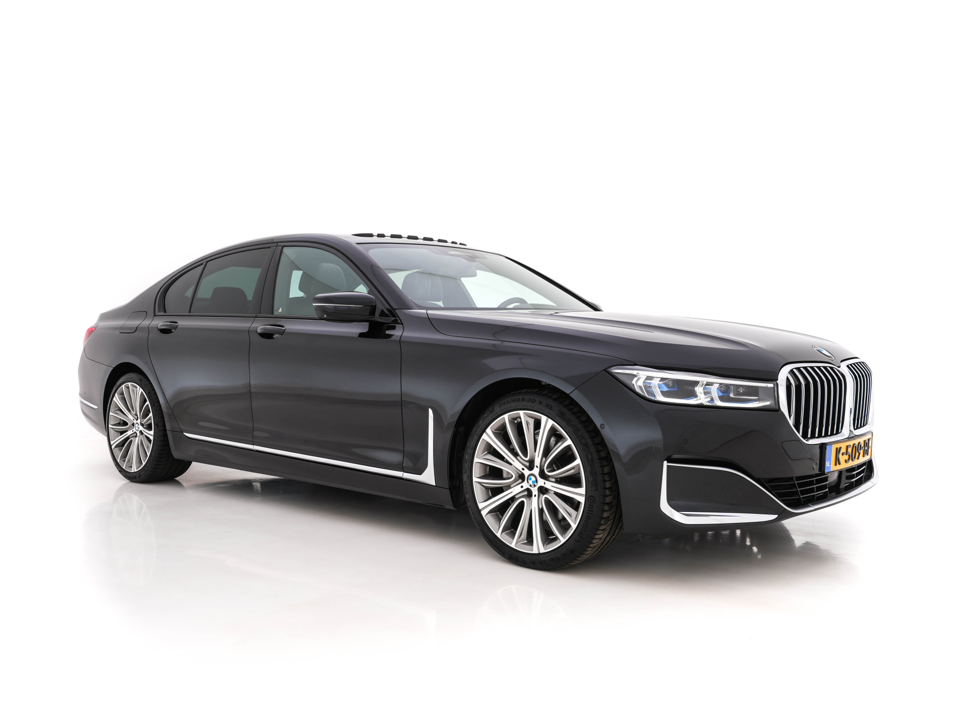 BMW 7 Serie 730d High Executive Aut. *PANO | HEAD-UP | CARBON-CORE | ADAPT.CRUISE | LASER-LED | SOFT-CLOSE | MASSAGE | NAPPA-LEATHER | HARMAN/KARDON-AUDIO | MEMORY-PACK | BLINDSPOT | TOP-VIEW | CARPLAY | DIGI-COCKPIT
