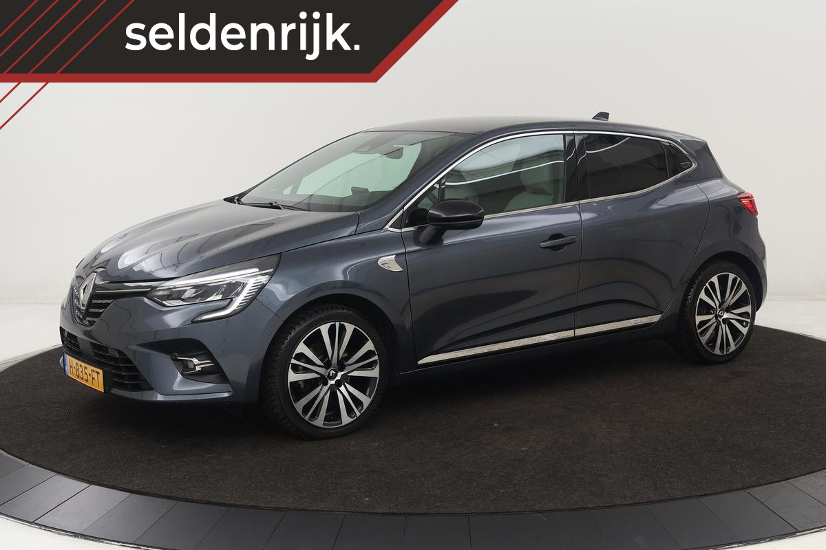 Renault Clio 1.3 TCe Initiale Paris | Automaat | Leder | Stoel & stuurverwarming | Trekhaak | 360 camera | Carplay | Park Assist | Keyless | Full LED | Dodehoek detectie | Navigatie