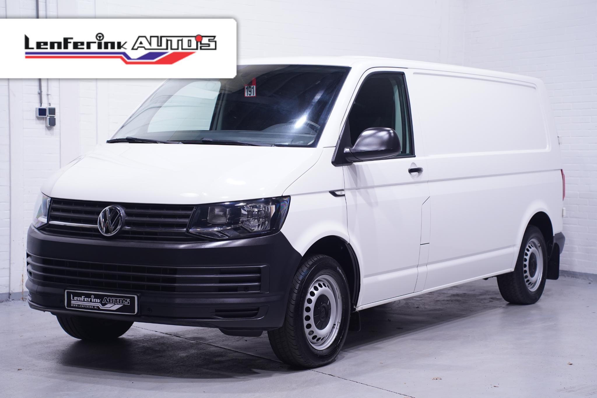 Volkswagen Transporter 2.0 TDI 150 pk DSG Aut. L2H1 Navi, PDC V+A Cruise Control, Laadruimte Pakket, Kasten Laadruimte, 3-Zits