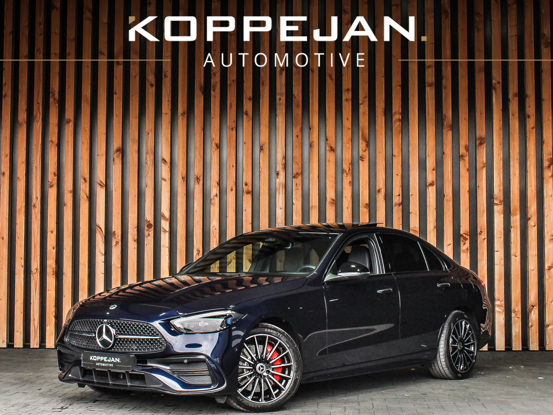 Mercedes-Benz C-Klasse 300e 313PK AMG Line | PANORAMADAK | BURMESTER | AMBIENTEVERLICHTING | ADAPTIVE LED |