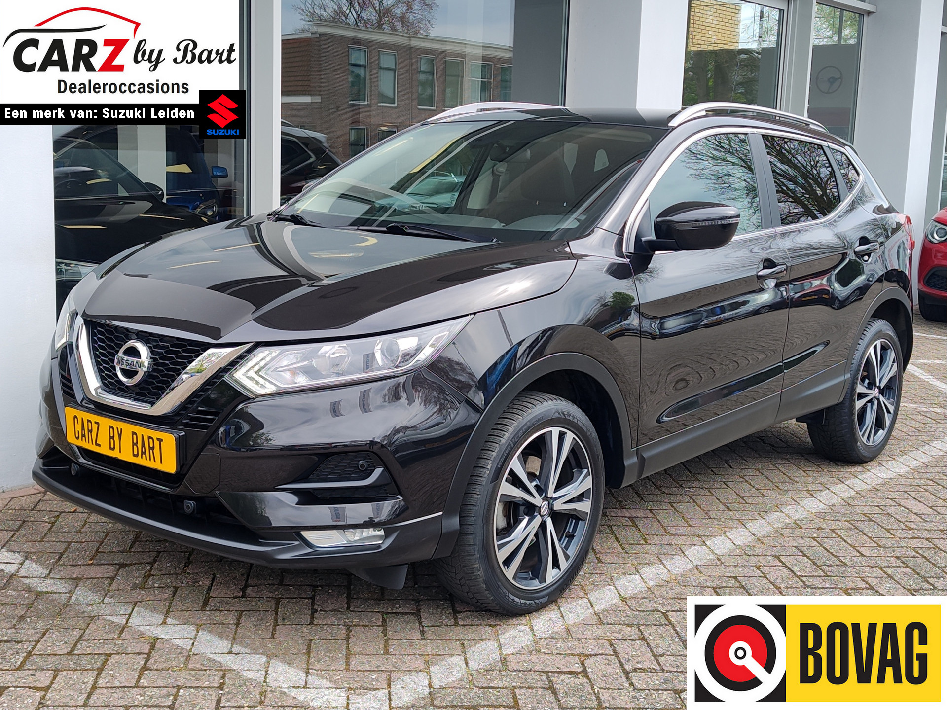 Nissan QASHQAI 1.3 DIG-T N-CONNECTA Panoramadak | Camera | Cruise Control