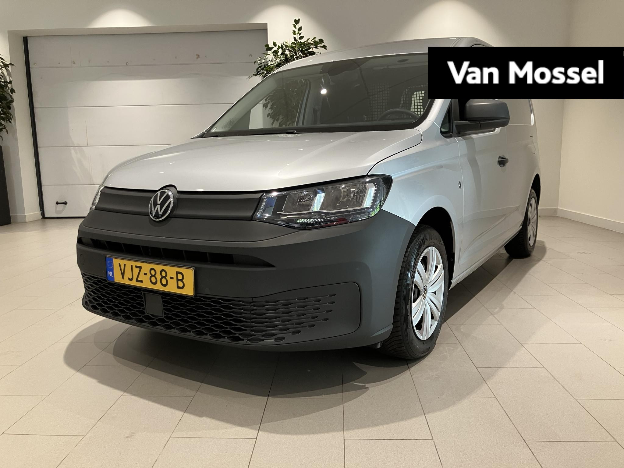 Volkswagen Caddy Cargo 2.0 TDI Comfort 75 PK | Apple Carplay | Parkeersensoren Achter | Navigatie | Bluetooth | Cruise Control | Airco | Zijdeur | Dubbele Achterdeuren | DAB Radio |