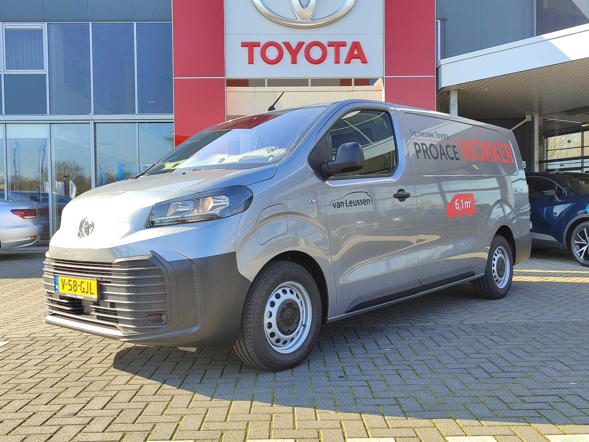 Toyota ProAce Long Worker CHALLENGER ELECTR EXTRA RANGE LONG 75KWH PARK-SENSOREN APPLE/ANDROID BLUETOOTH AD-CRUISE AIRCO