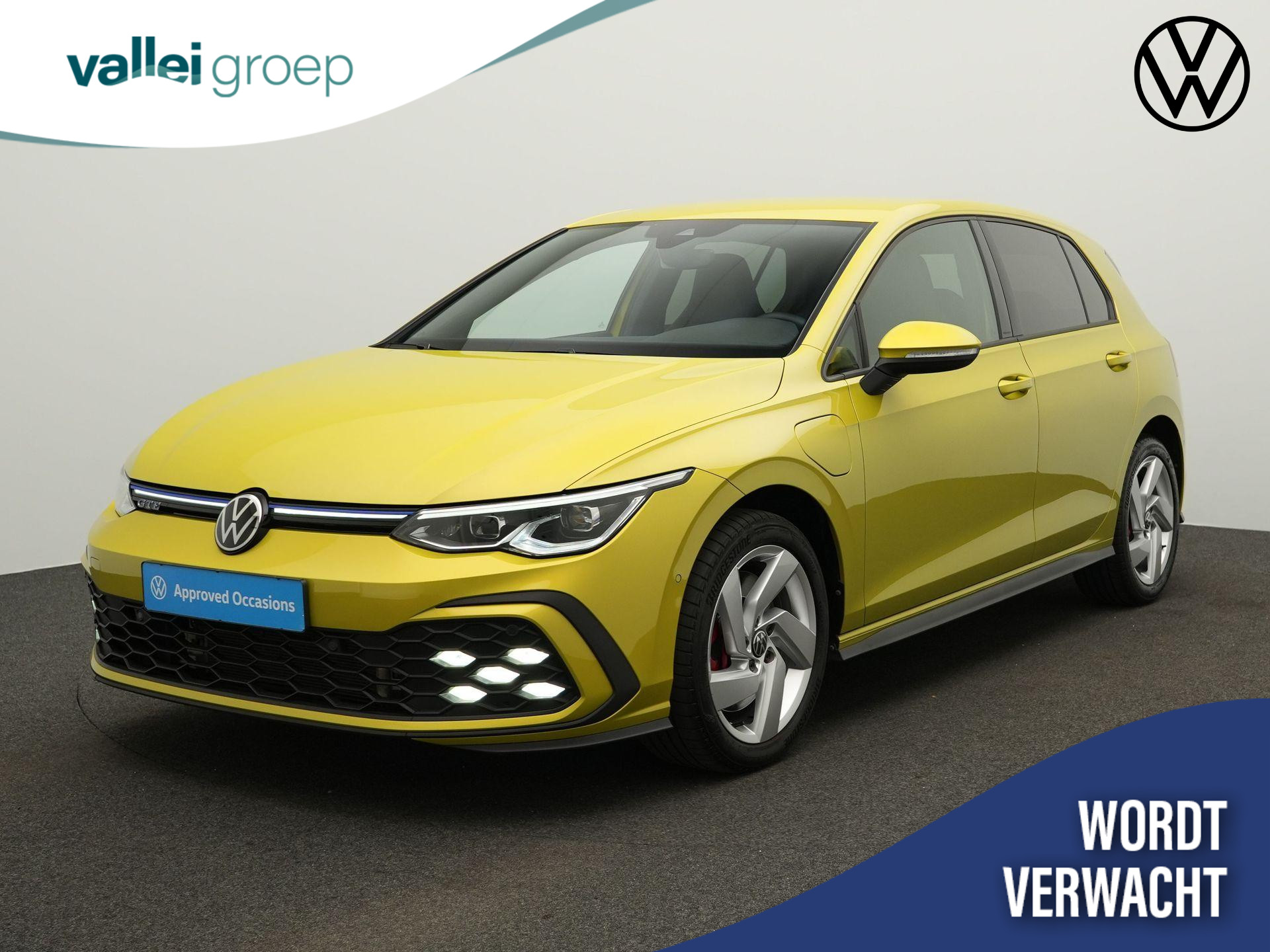 Volkswagen Golf 1.4 eHybrid 245 pk DSG GTE | Stuur-/stoelverwarming | Achteruitrijcamera | Navigatie | Adaptive Cruise | Keyless Entry