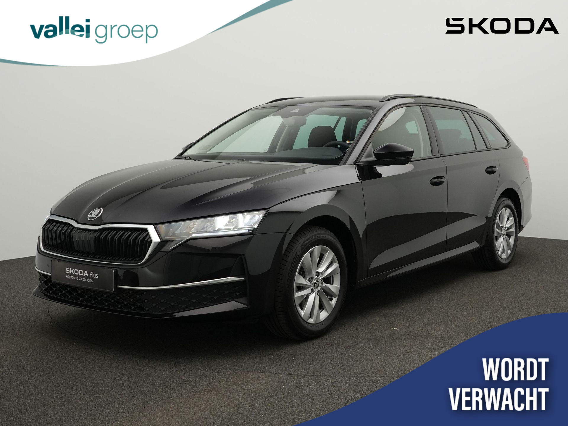 Škoda Octavia Combi 1.5 e-TSI 150 pk DSG Business Edition | Achteruitrijcamera | Stoelverwarming | Apple Carplay / Android Auto