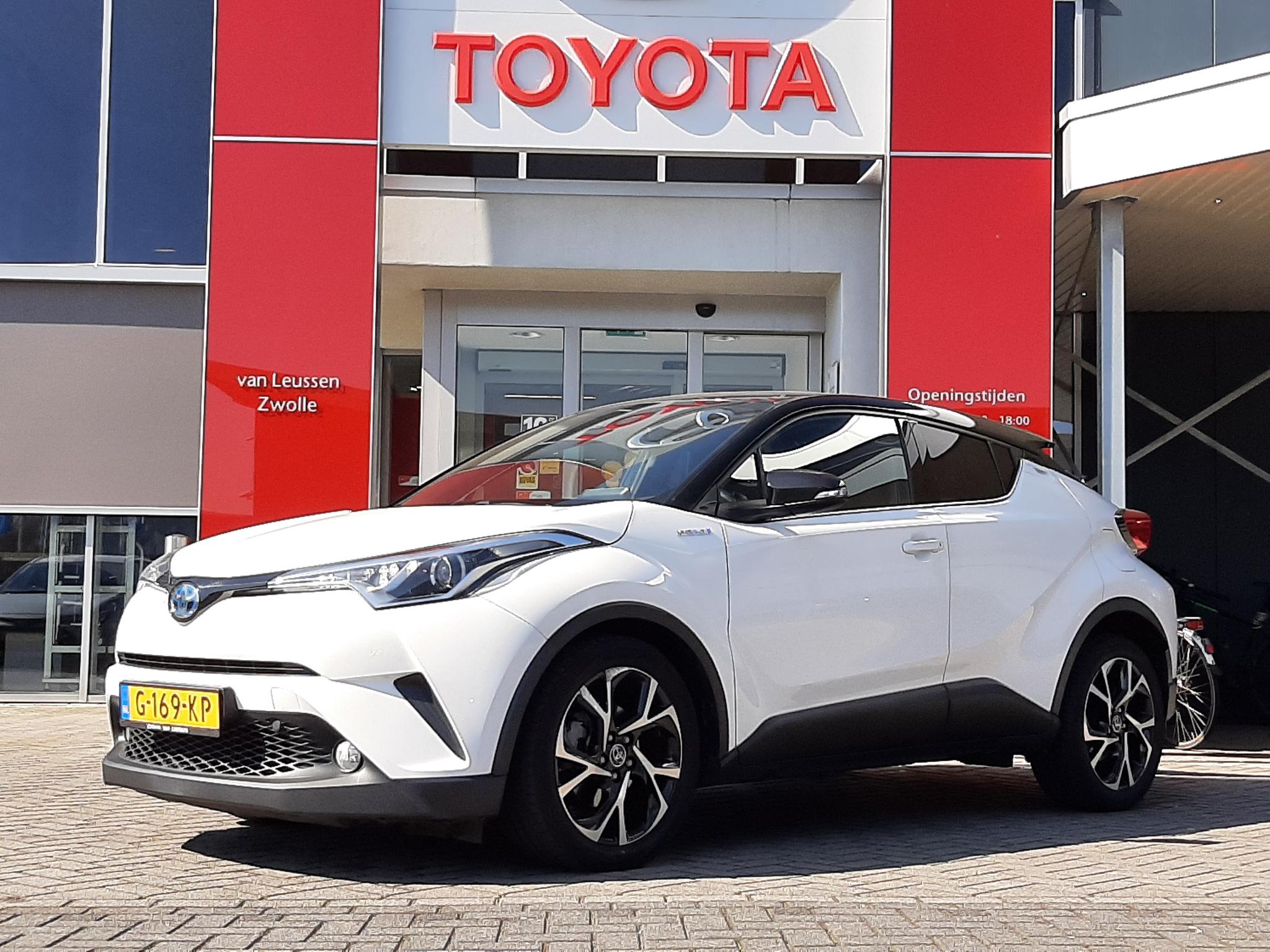 Toyota C-HR 1.8 HYBRID DYNAMIC 18"LM-VELGEN NL-AUTO STOELVERWARMING KEYLESS CAMERA AD-CRUISE NAVI
