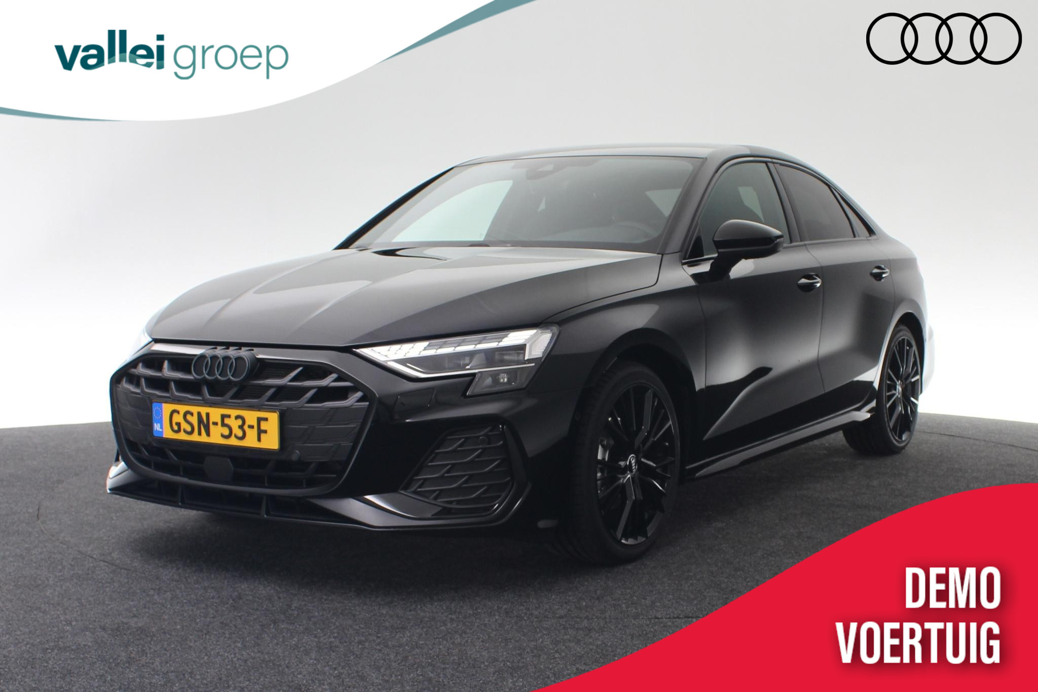Audi A3 Limousine S Edition 35 TFSI 110 kW / 150 pk S-tronic | Stoelverwarming | Lichtpakket pro ambient light | Optiekpakket zwart plus | Klimaatregelingpakket plus | Trekhaak afneembaar |