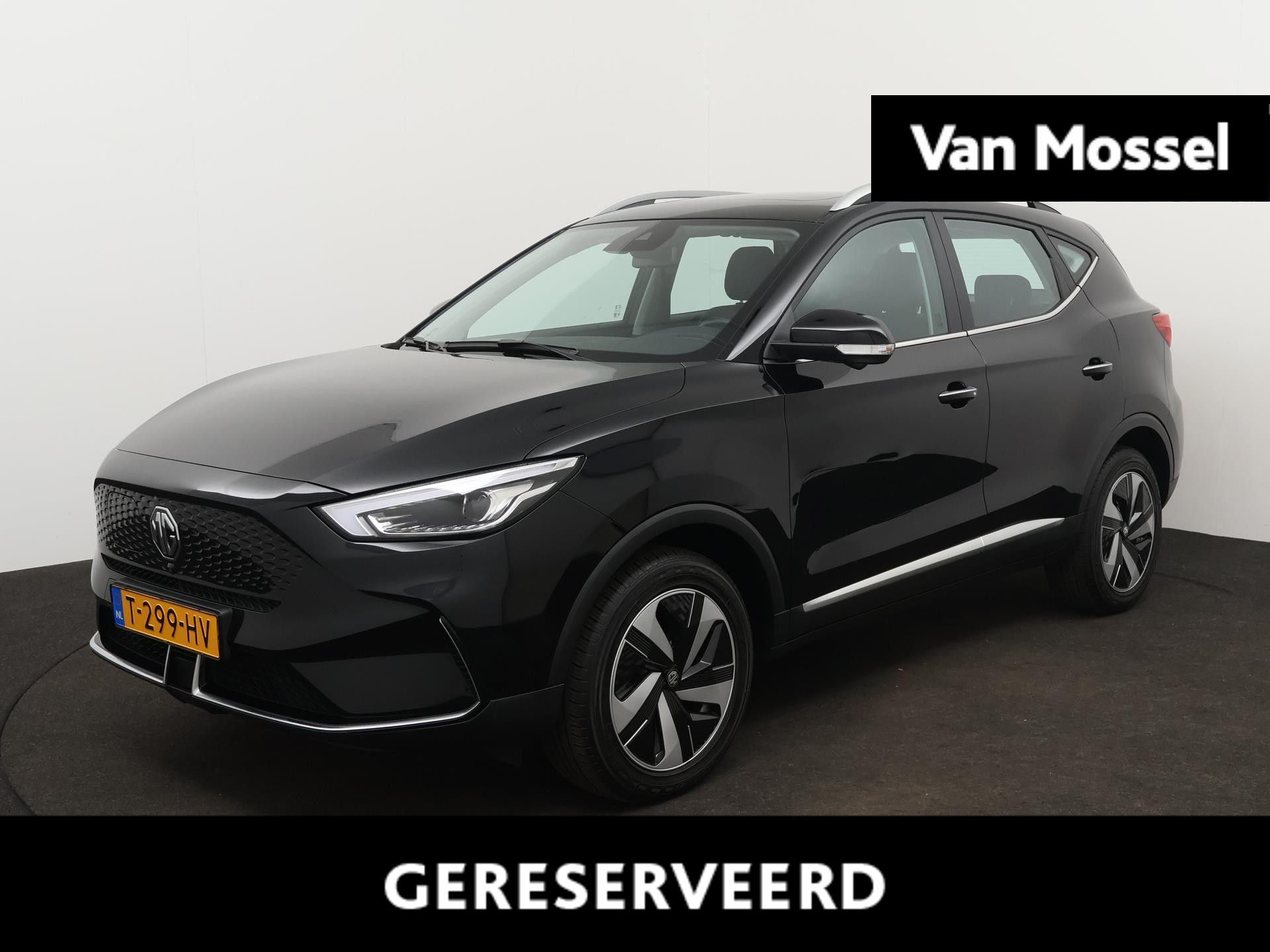 MG ZS-EV Standard Range Luxury 50 kWh | Leder | Panoramadak | 360 Camera | Navi | Led Koplampen |