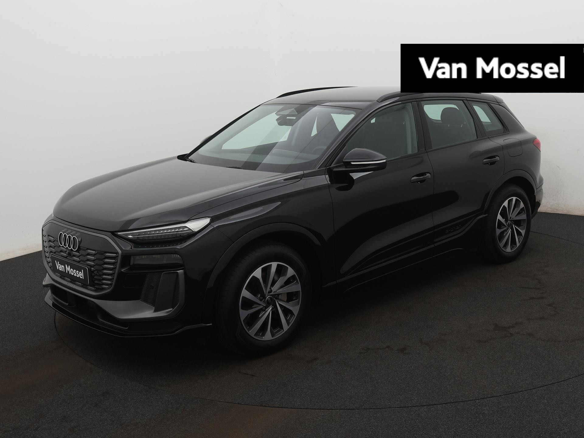 Audi Q6 e-tron Advanced edition performance 100 kWh 306 PK | Nu tijdelijk een e-premie van €2.000,- | Navigatie | Camera | Adaptive Cruise Control | Climate Control | Stoelverwarming | Lederen - kunstlederen stoelen | Virtual Cockpit | LED | Lichtmetalen velgen | Warmtepomp | Sportstoelen | MMI bijrijdersscherm |