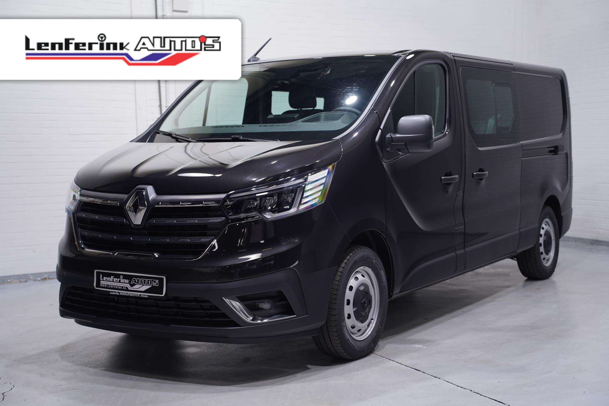 Renault Trafic 2.0 DCi 170 pk Aut. Dubbel Cabine 2x Schuifdeur LED Koplampen, Navi, Cruise Control, PDC achter, 5-Zits