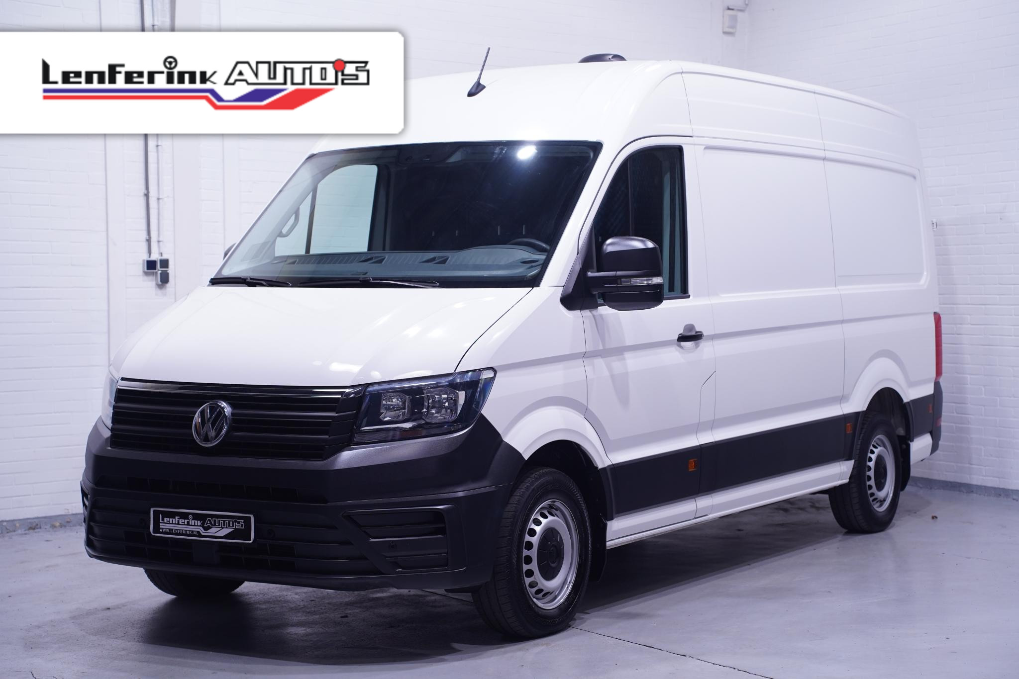 Volkswagen Crafter 2.0 TDI 140 pk DSG Aut. L3H3 Navi, Camera Sortimo Kasten Laadruimte, PDC V+A, Airco, 3-Zits