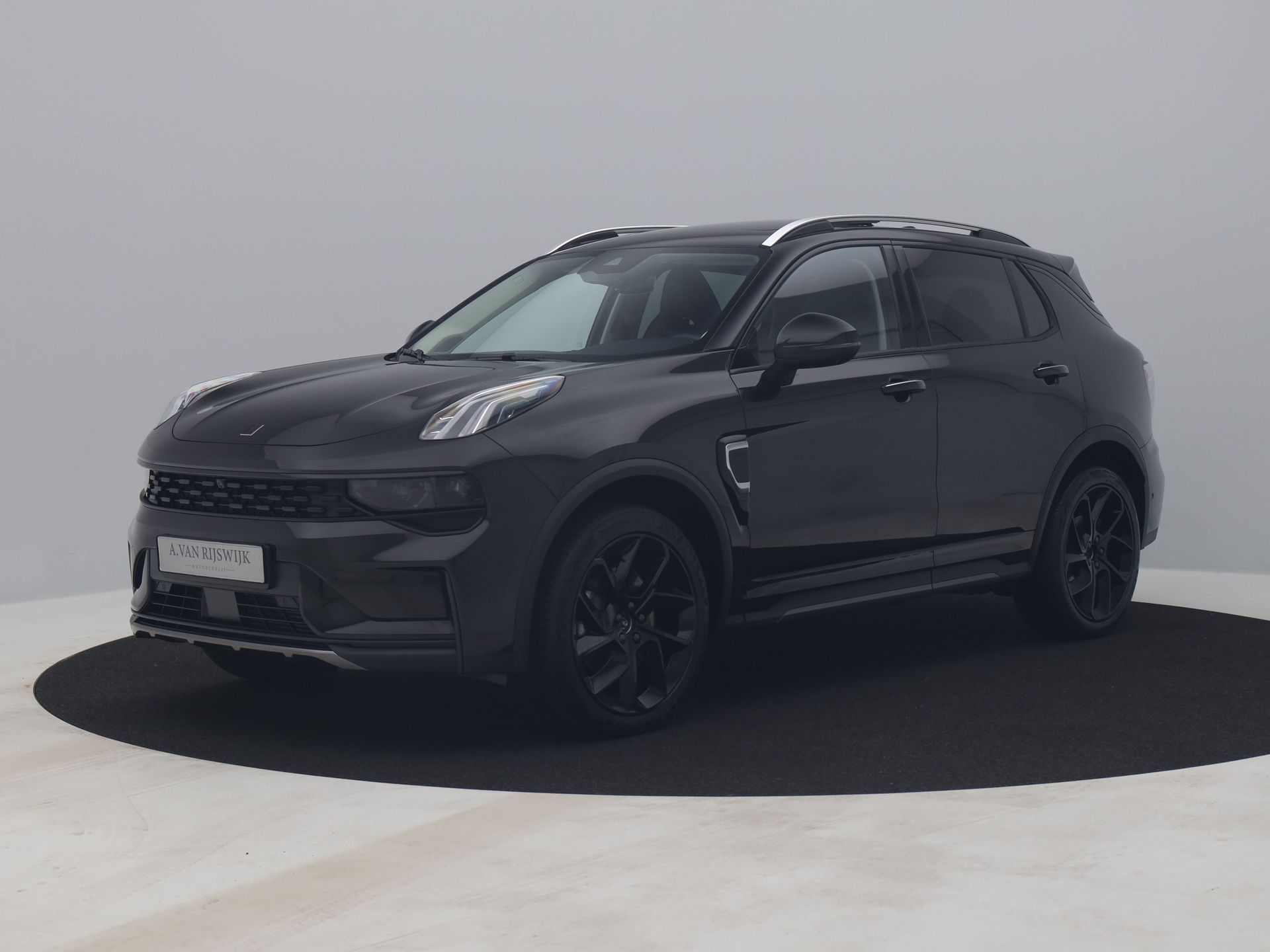 Lynk & Co 01 1.5 Plug-in Hybrid | 360° | BLACK | VOL LEDER