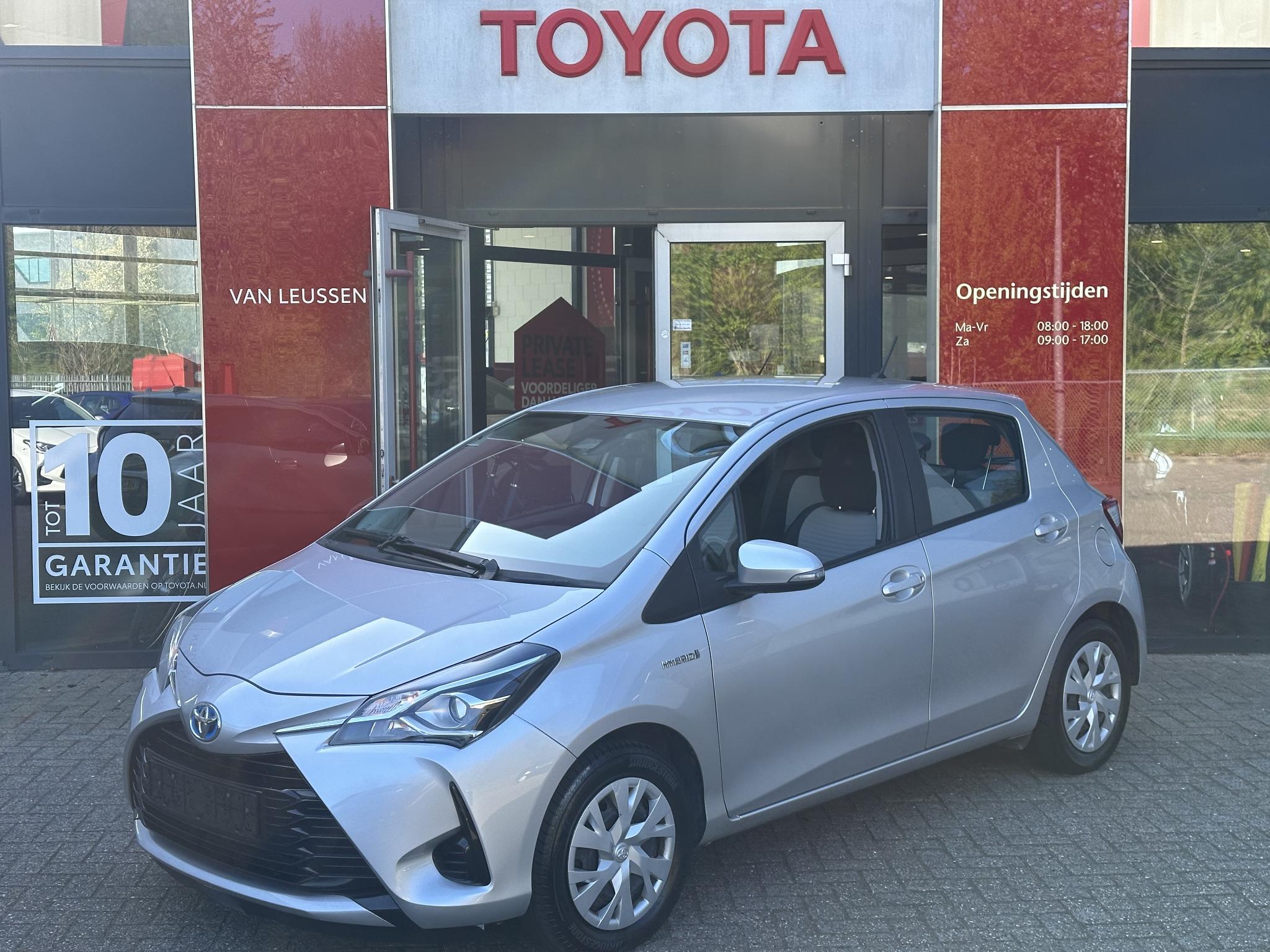 Toyota Yaris 1.5 HYBRID CAMERA BLUETOOTH CLIMA STOELVERWARMING