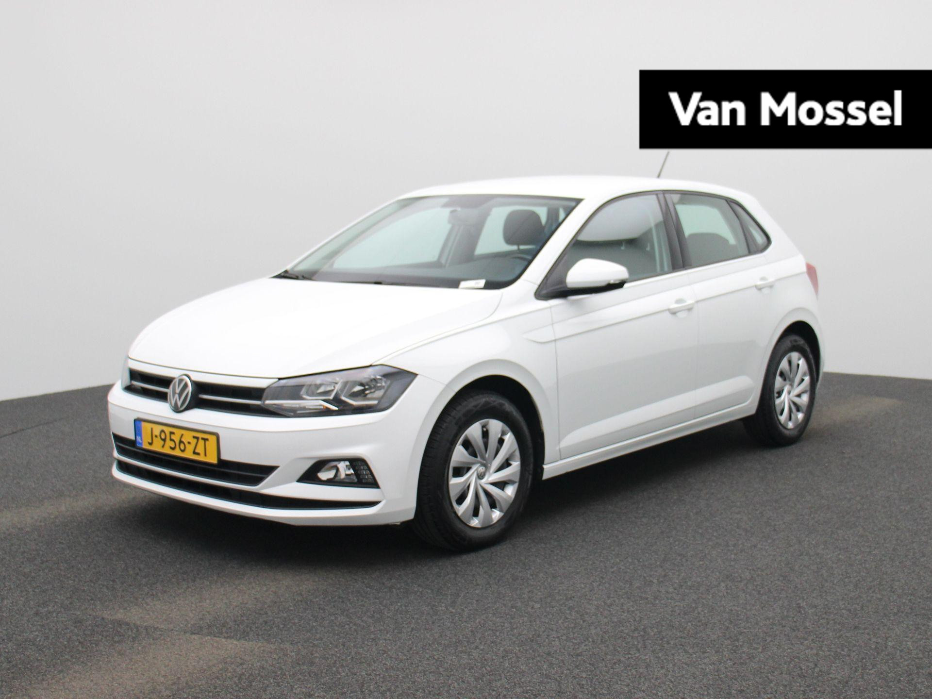 Volkswagen Polo 1.0 MPI Comfortline 80 PK | Airco | Navigatie | Adaptieve Cruise Control | Apple Carplay | Automatische dagrijverlichting | Buitenspiegels elektrisch verstelbaar en verwarmbaar |