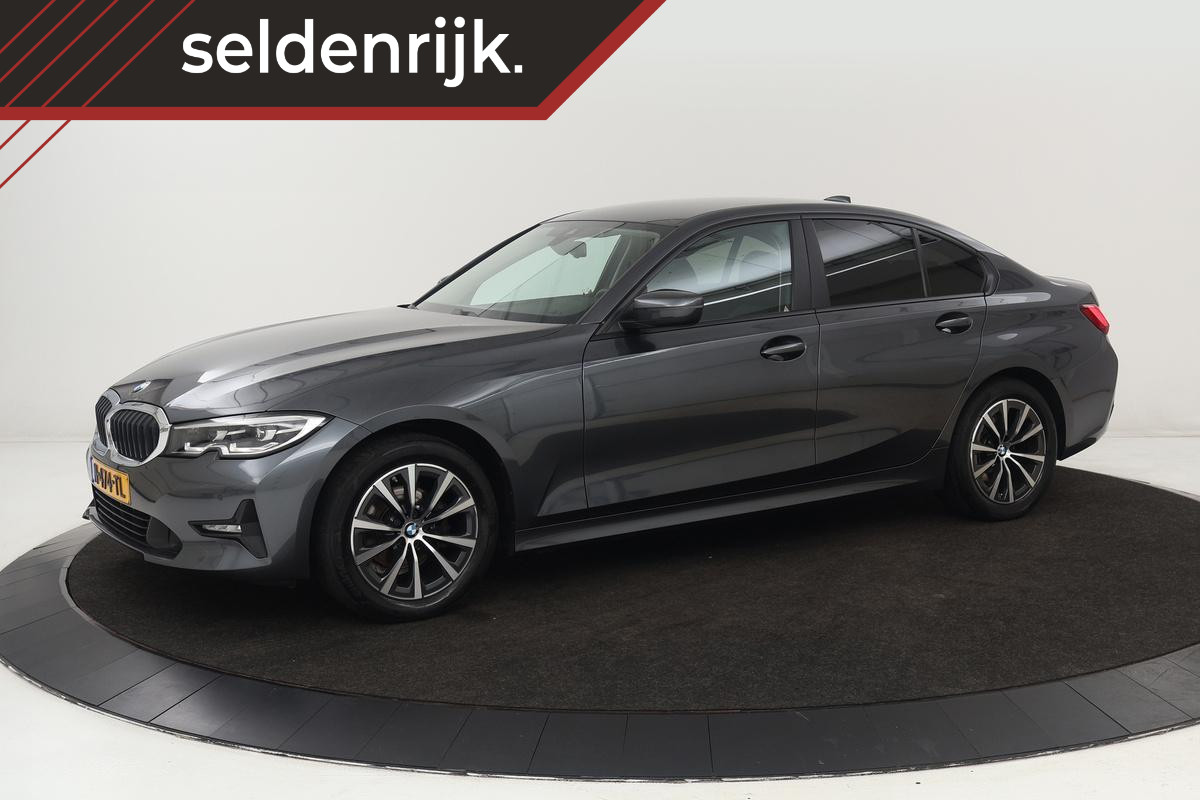 BMW 3 Serie 318i Business Edition | Carplay | Full LED | Live Cockpit | PDC | Climate control | DAB | Cruise control | Getint glas