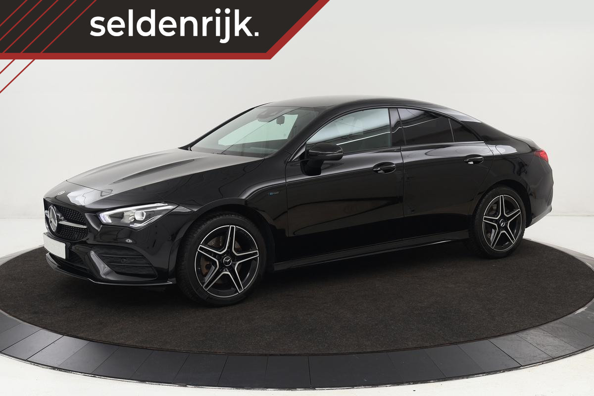 Mercedes-Benz CLA 250e AMG Night | Carplay | Stoelverwarming | Sfeerverlichting | Full LED | Leder/Alcantara | Climate control | Park Assist