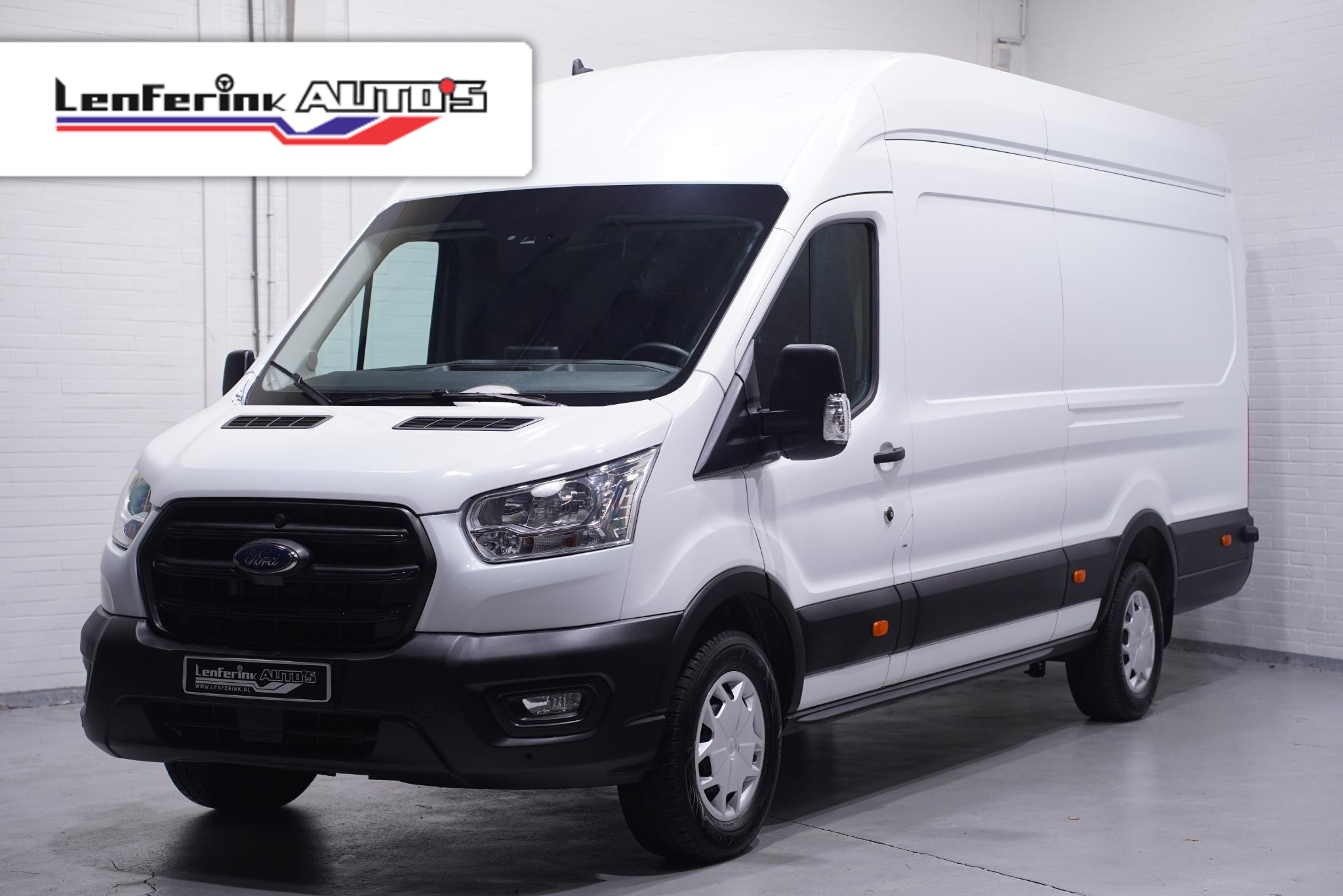 Ford Transit 2.0 TDCI 130 pk L4H3 Navi, Camera 270 Graden Deuren, Laadruimte Pakket, Cruise Control, PDC V+A, 3-Zits