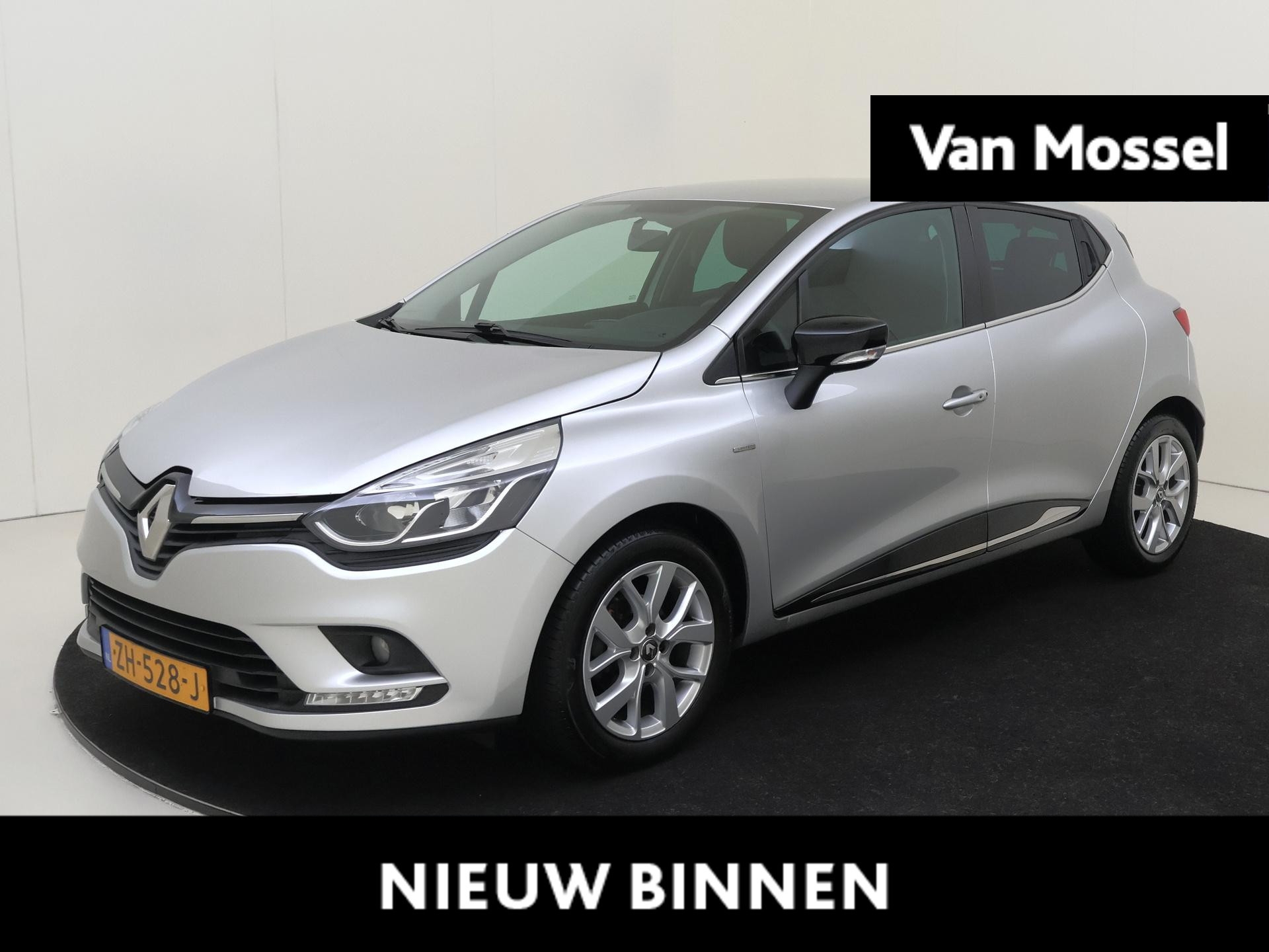 Renault Clio 0.9 TCe Limited | 5-drs | Navigatie | Parkeersensoren achter | Bluetooth | Airco | Lichtmetalen velgen 16"