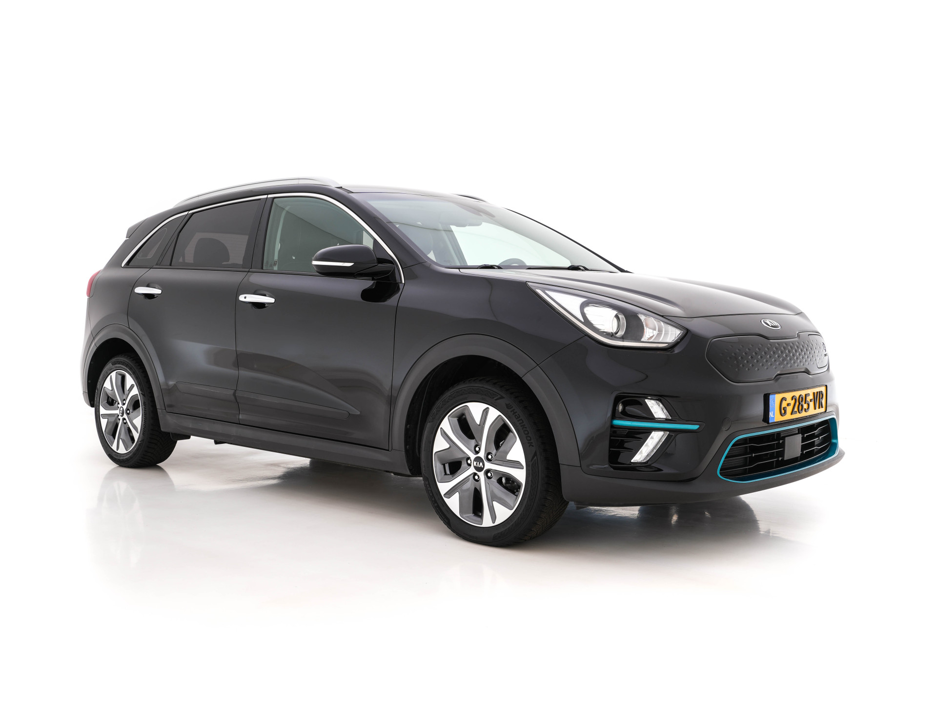 Kia e-Niro DynamicLine 64 kWh (INCL-BTW) Aut. *LEATHER-MICROFIBRE | NAVI-FULLMAP | DAB | ADAPTIVE-CRUISE | CAMERA | COMFORT-SEATS | KEYLESS | DIGI-COCKPIT | SHIFT-PADDLES | HEATED-SEATS | CARPLAY | LANE-ASSIST | 17"ALU*