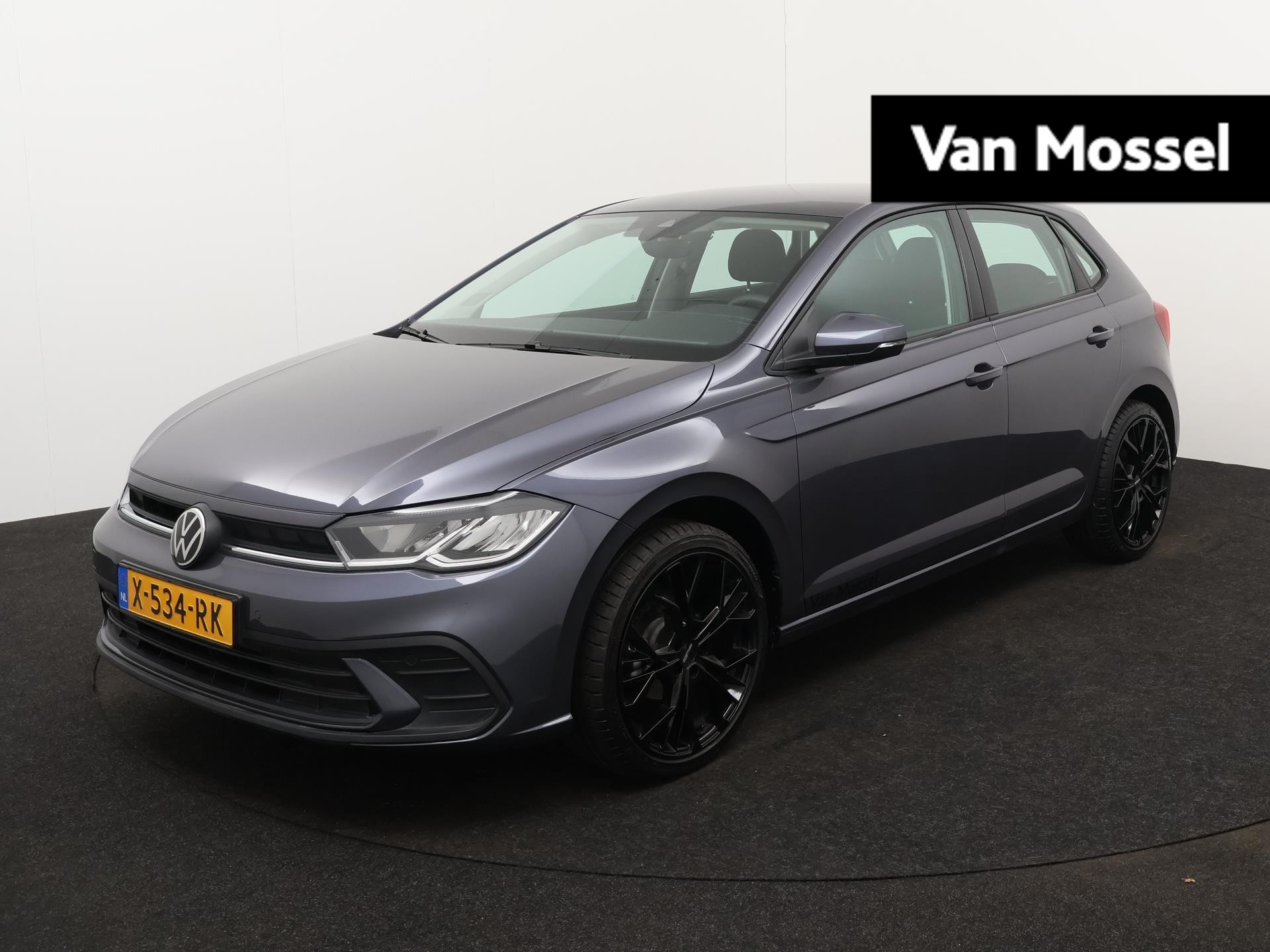 Volkswagen Polo 1.0 TSI Life 95PK | Navigatie | Parkeersensoren | Inklapbare spiegels | App Connect | Adaptive Cruise Control | 18 inch zwart