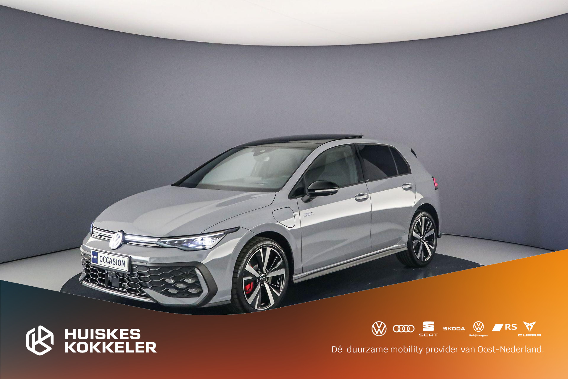 Volkswagen Golf GTE 1.5 TSI eHybrid 272pk DSG Automaat Panoramadak, Adaptive cruise control, Head up display, Navigatie, Parkeersensoren, LED matrix koplampen, Achteruitrijcamera