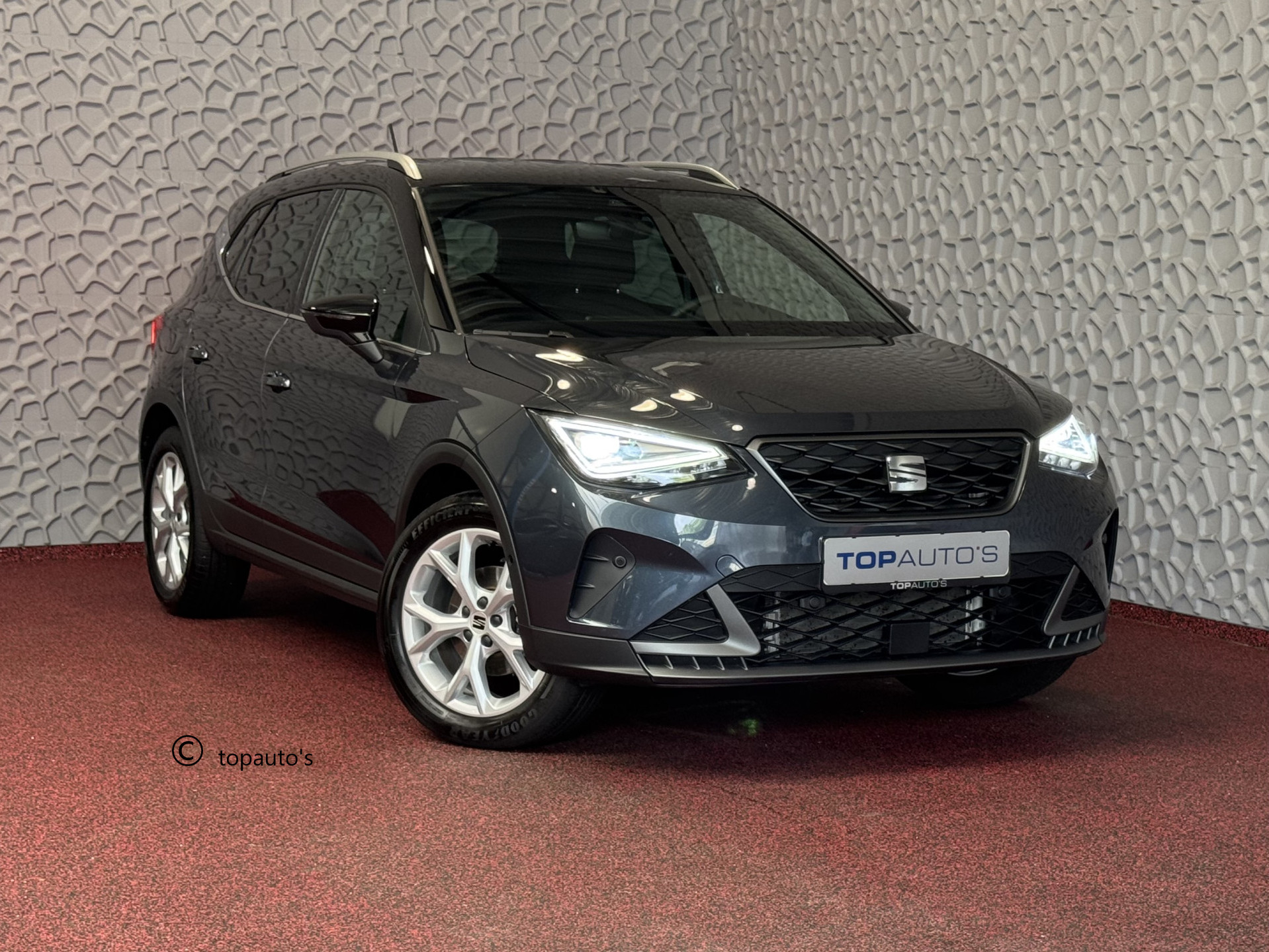 SEAT Arona TSI FR BI-COLOR 115PK LED VIR.COCKPIT CAMERA ADAP.CRUISE 17''LMV 07/2024