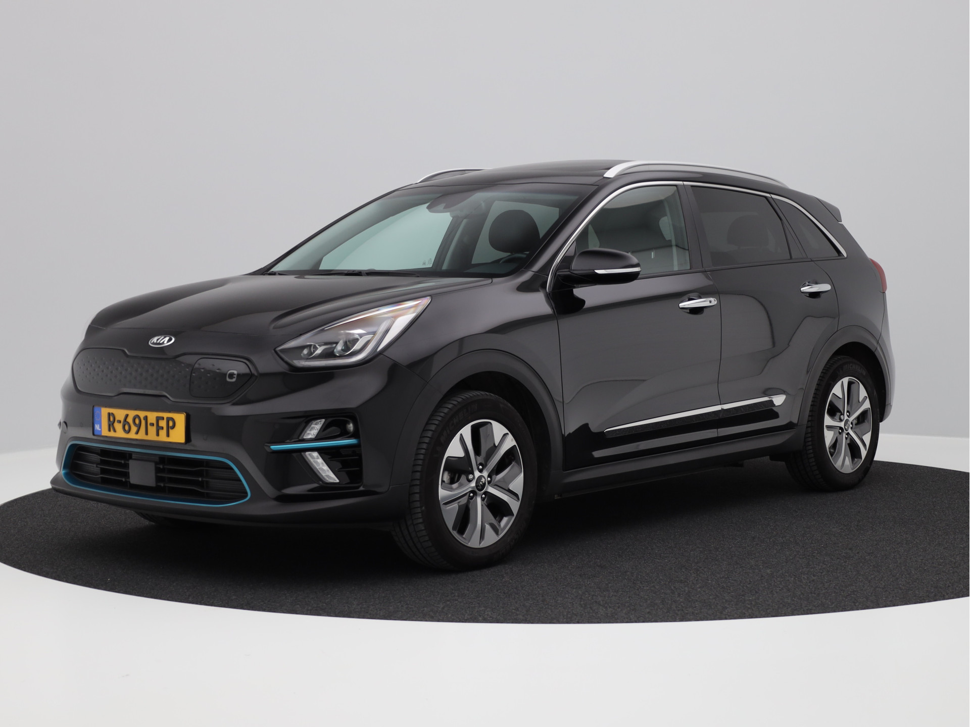 Kia e-Niro Premium 64kWh | Schuifdak | Leder | Trekhaak