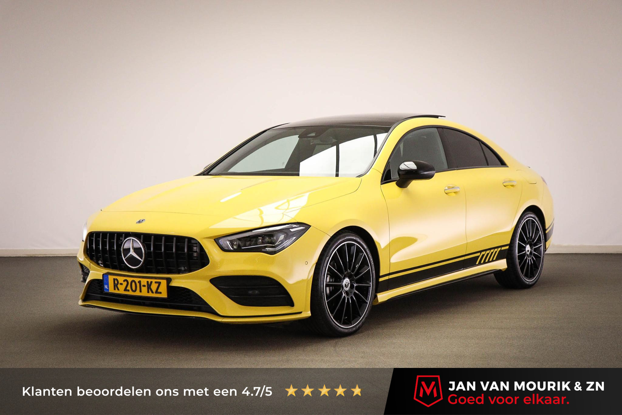 Mercedes-Benz CLA 180 AMG Line | WIDESCREEN | PANORAMADAK | SFEERVERLICHTING