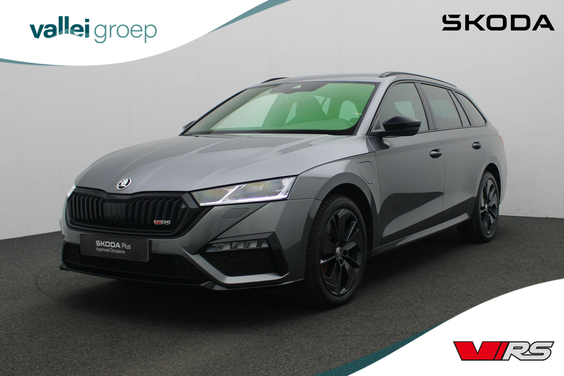 Škoda Octavia Combi 1.4 TSI 245 pk DSG RS iV PHEV Business | Trekhaak | Matrix LED | Stuur-/stoelverwarming | Achteruitrijcamera | Navigatie