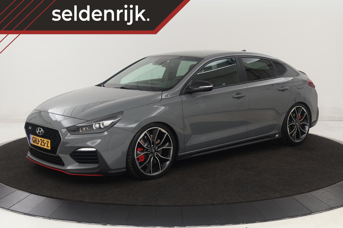 Hyundai i30 Fastback N2 2.0 T-GDI | Stoel & stuurverwarming | Full LED | Memory | Camera | Carplay | Leder/Alcantara | Keyless | Navigatie