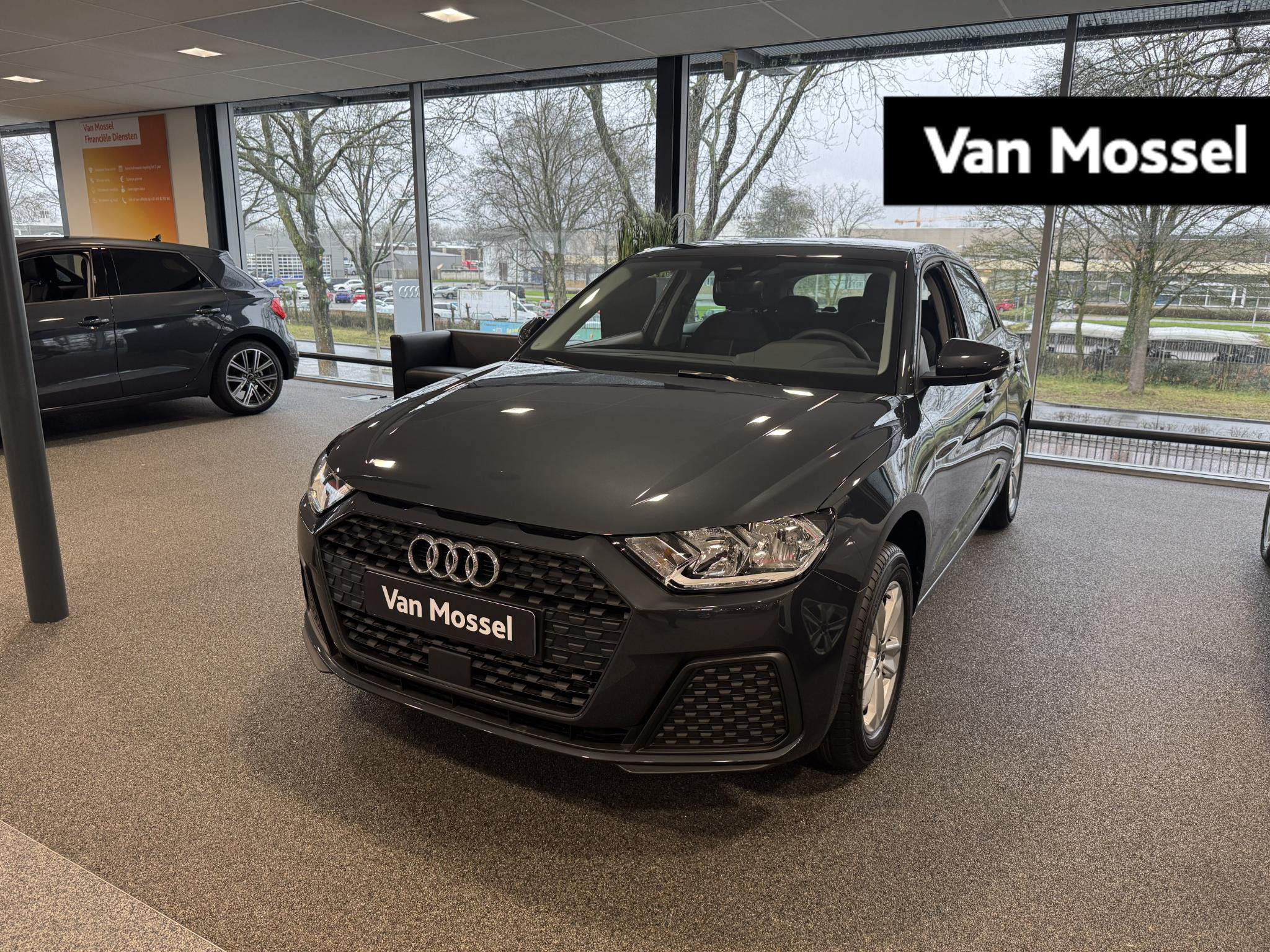 Audi A1 Sportback 25 TFSI Pro Line 95 PK | 10 kilometer | Nieuwe auto voorzien van Kenteken in April 2024 | Apple Carplay | Android Auto | Cruise Control | Airco | Lichtmetalen velgen |