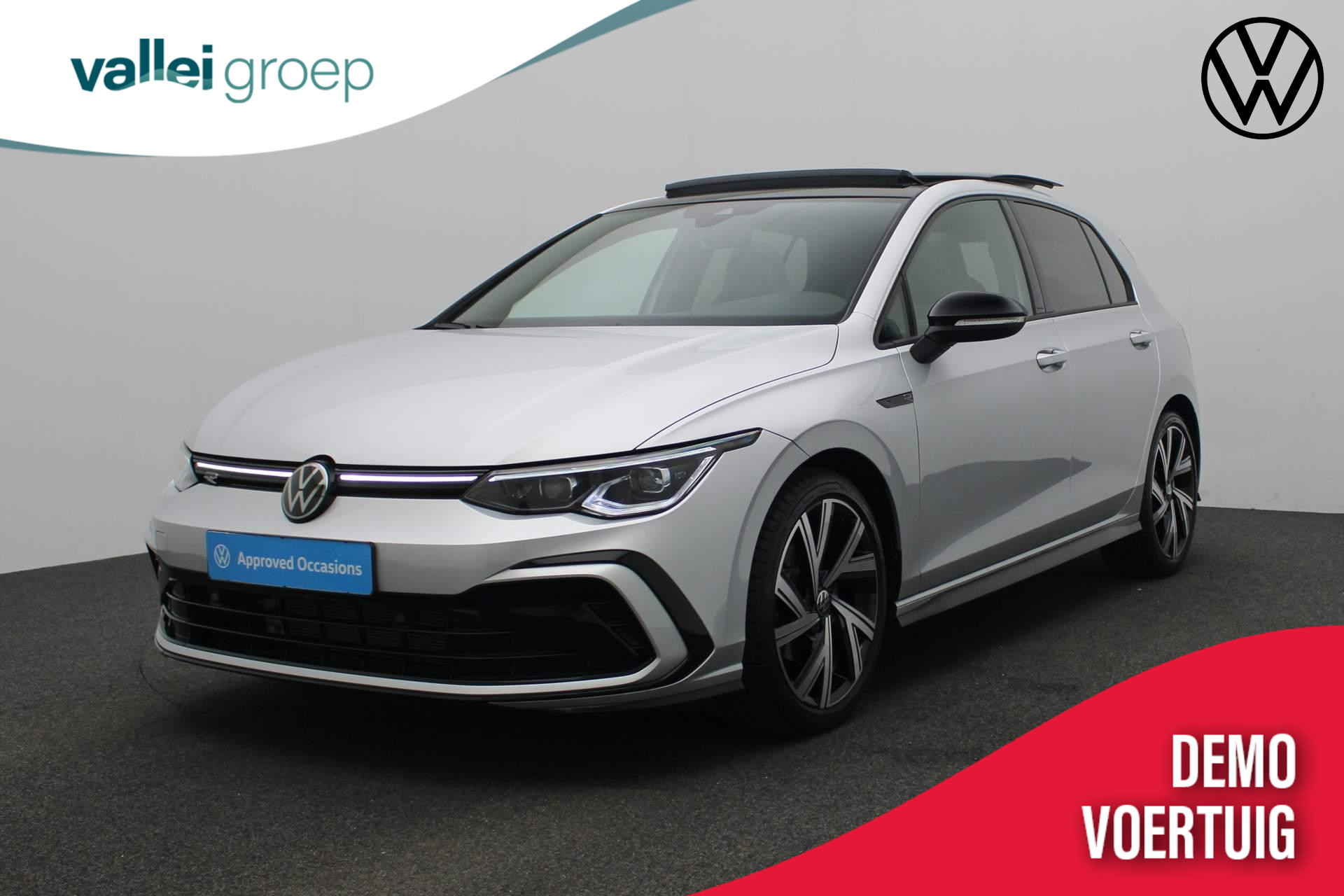 Volkswagen Golf 1.5 eTSI 150PK DSG R-Line | Pano | IQ Light | Stoelverwarming | Camera | Navi | Sportonderstel | ACC | Keyless